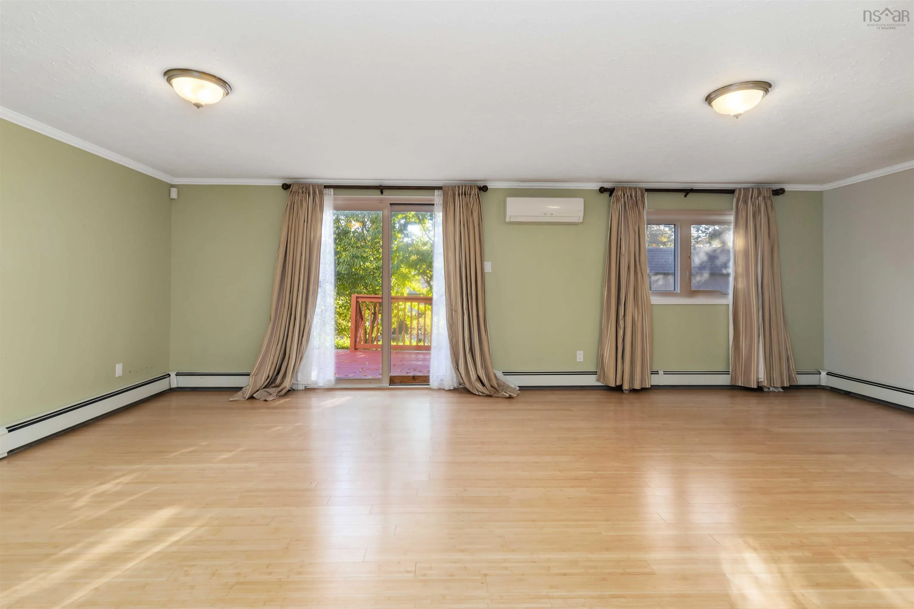 77 Tangmere Crescent, Halifax, NS B3M 1K2, 5 Bedrooms Bedrooms, ,2 BathroomsBathrooms,Residential,For Sale,Tangmere,202525570