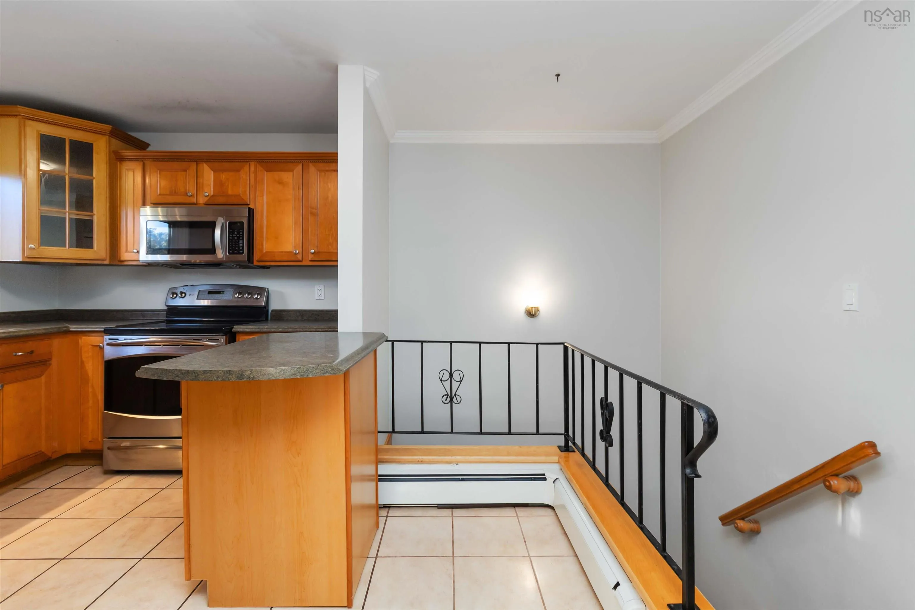 77 Tangmere Crescent, Halifax, NS B3M 1K2, 5 Bedrooms Bedrooms, ,2 BathroomsBathrooms,Residential,For Sale,Tangmere,202525570