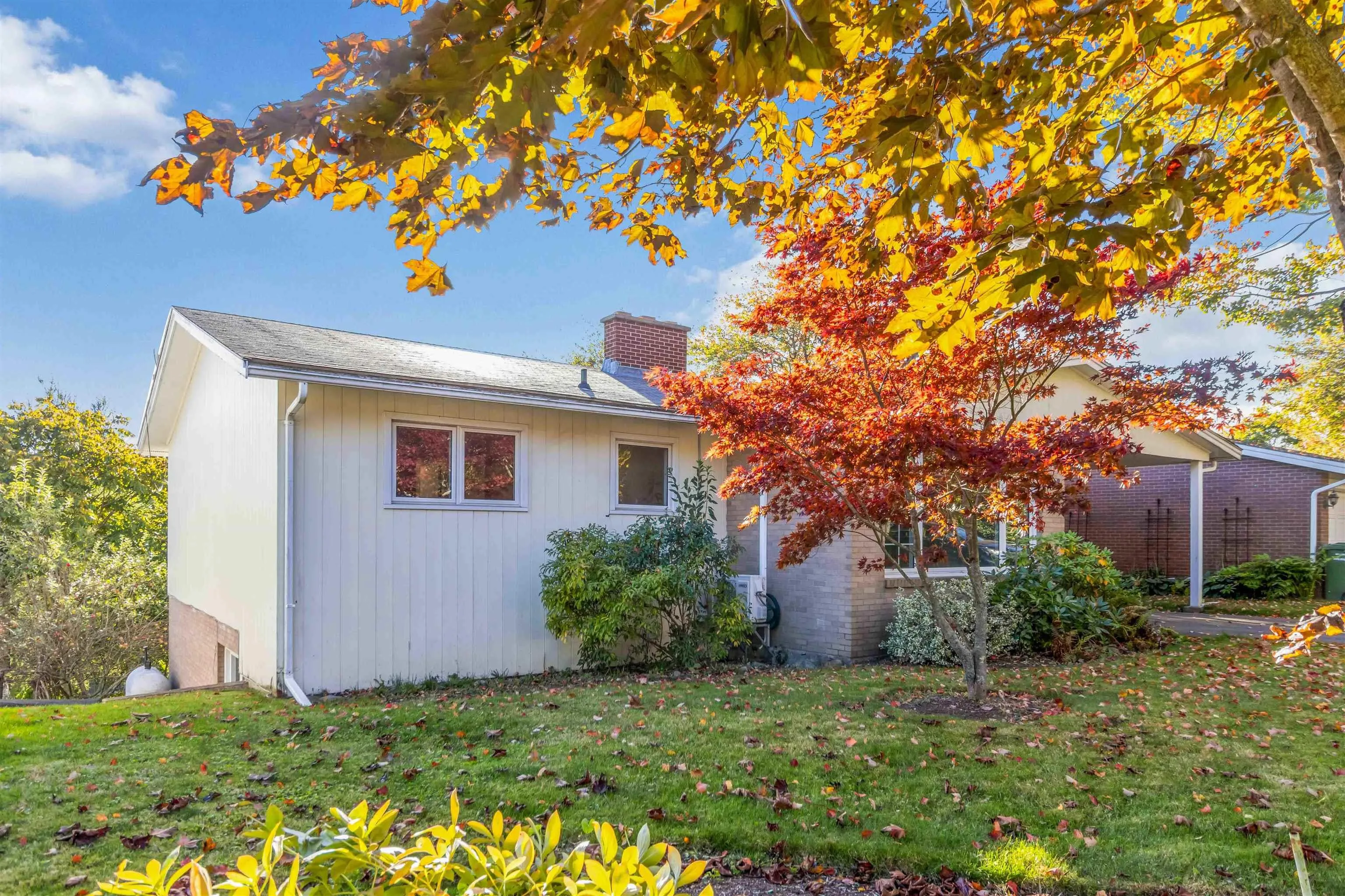 77 Tangmere Crescent, Halifax, NS B3M 1K2, 5 Bedrooms Bedrooms, ,2 BathroomsBathrooms,Residential,For Sale,Tangmere,202525570