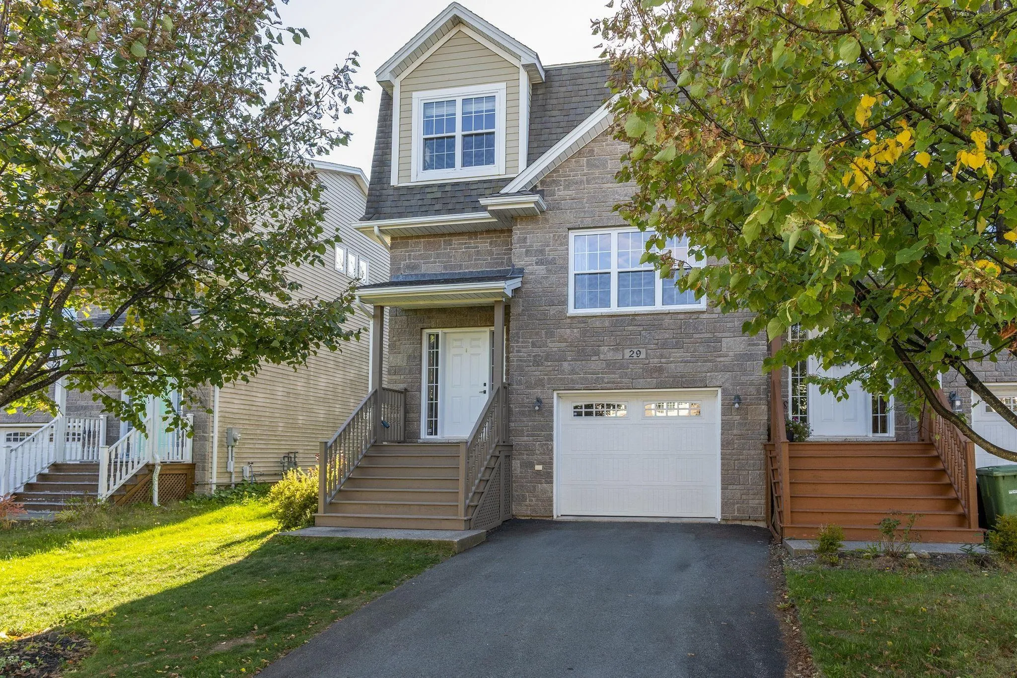 29 Lasalle Court, West Bedford, NS B4B 0H8, 3 Bedrooms Bedrooms, ,4 BathroomsBathrooms,Residential,For Sale,Lasalle,202524464