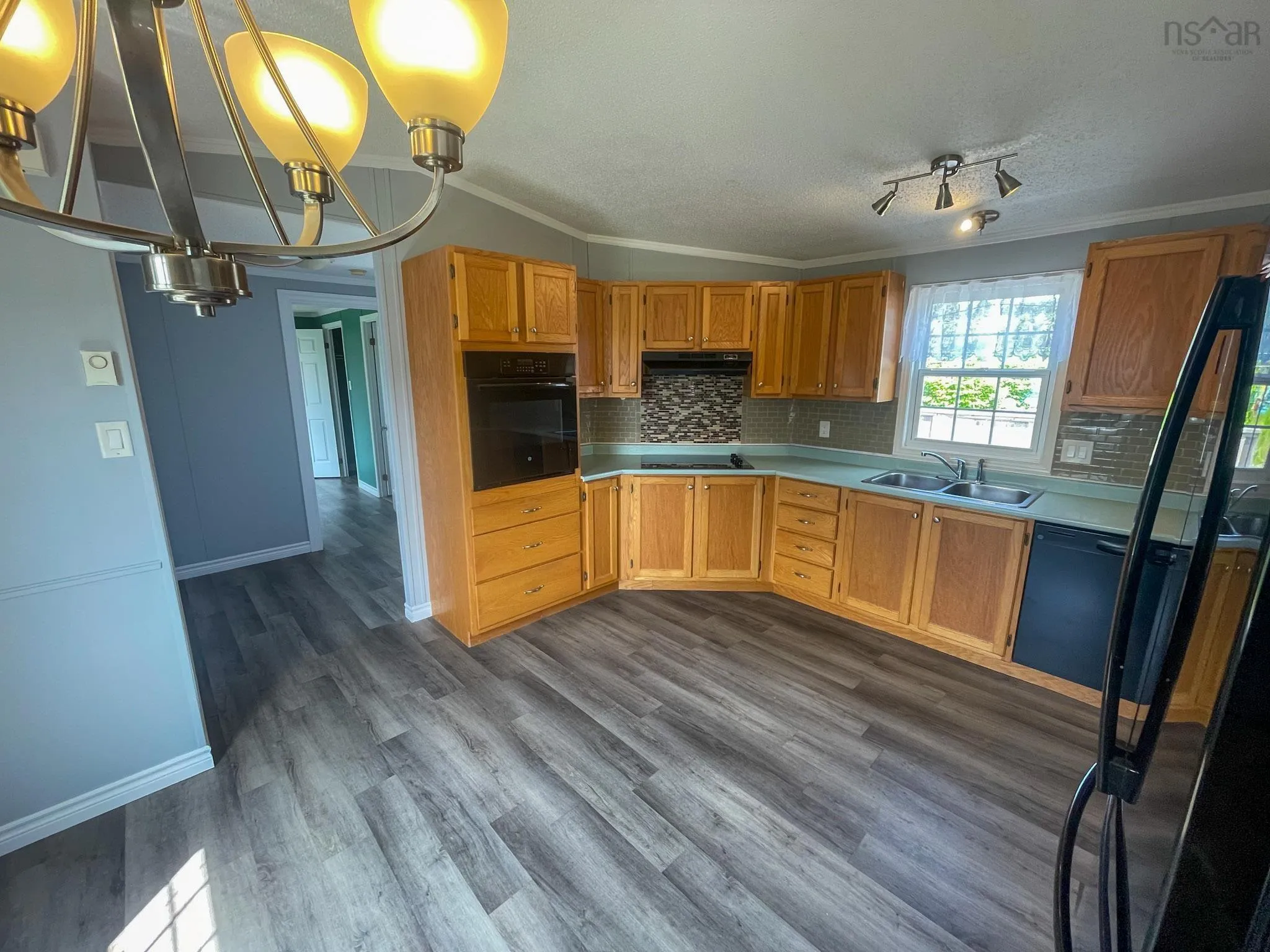 39 Kent Street, Louisbourg, NS B1C 1G2, 2 Bedrooms Bedrooms, ,2 BathroomsBathrooms,Residential,For Sale,Kent,202518140