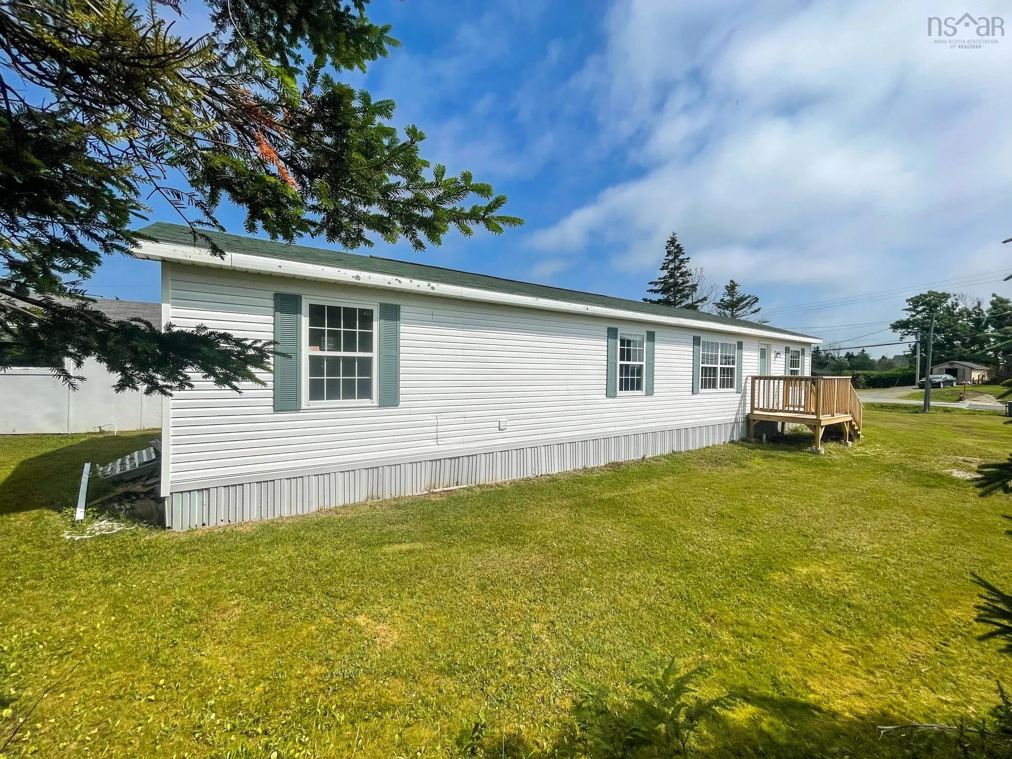 39 Kent Street, Louisbourg, NS B1C 1G2, 2 Bedrooms Bedrooms, ,2 BathroomsBathrooms,Residential,For Sale,Kent,202518140