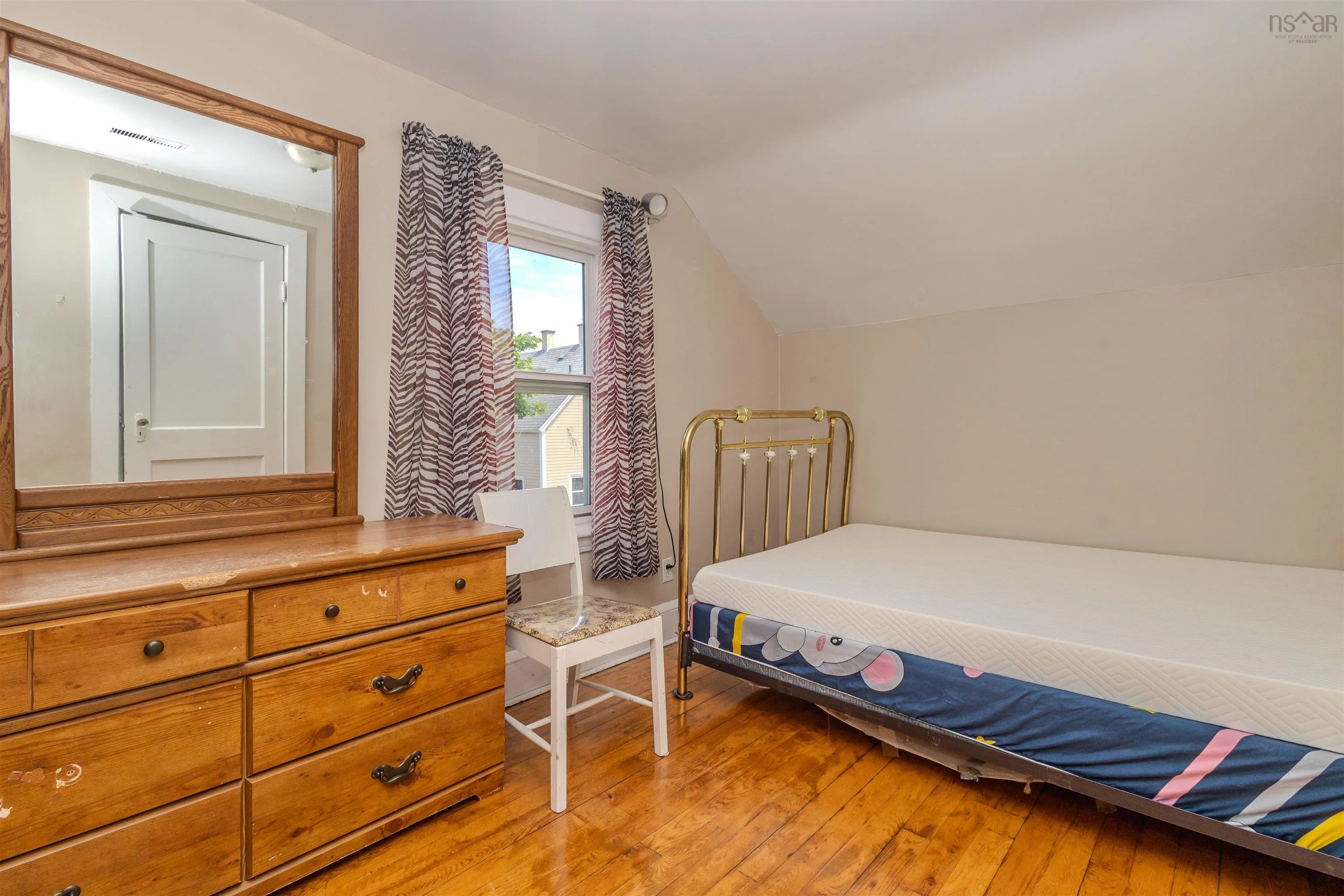 417 Chestnut Drive, Sydney, NS B1P 4Z1, 3 Bedrooms Bedrooms, ,1 BathroomBathrooms,Residential,For Sale,Chestnut,202518029