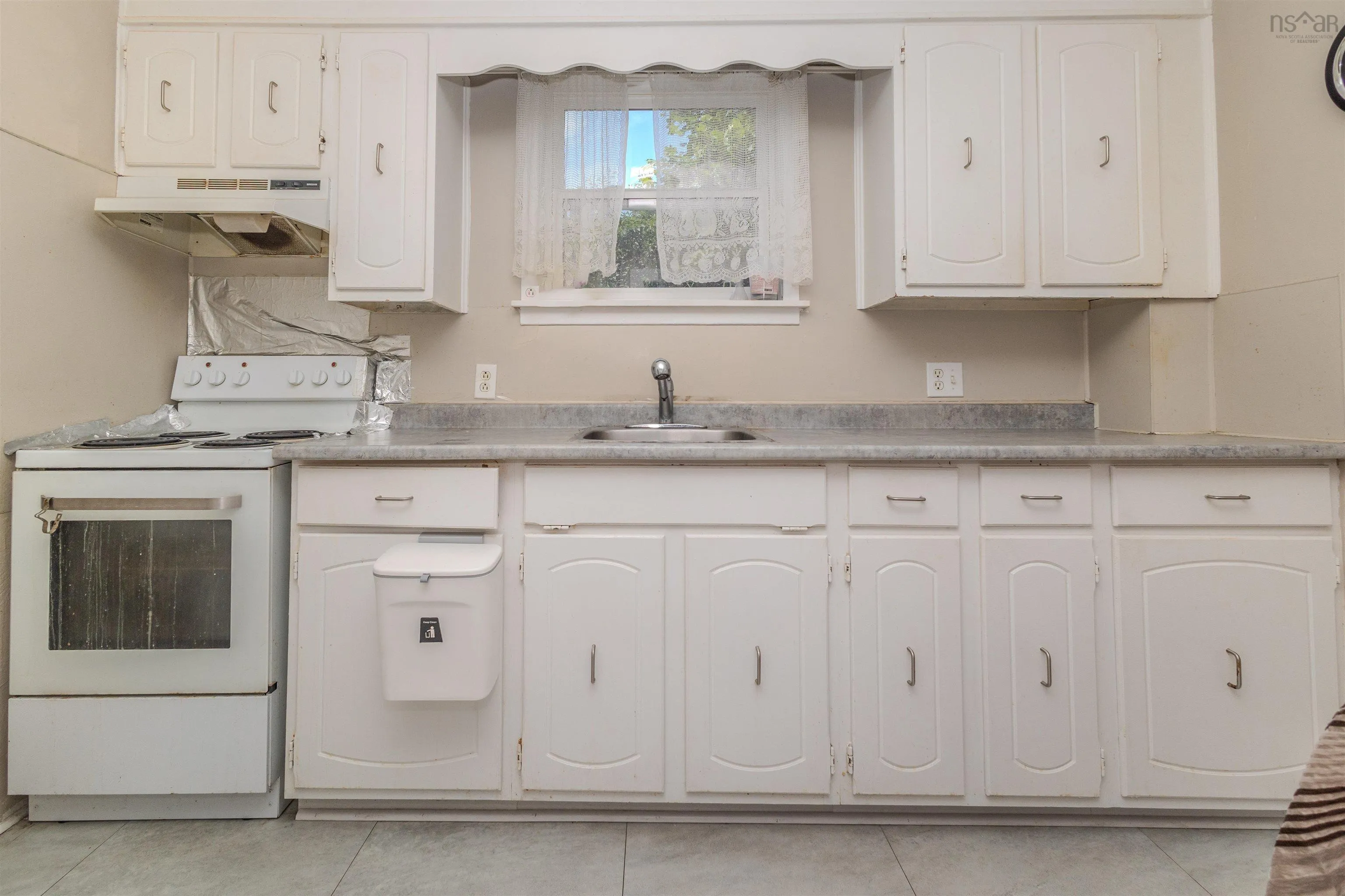417 Chestnut Drive, Sydney, NS B1P 4Z1, 3 Bedrooms Bedrooms, ,1 BathroomBathrooms,Residential,For Sale,Chestnut,202518029