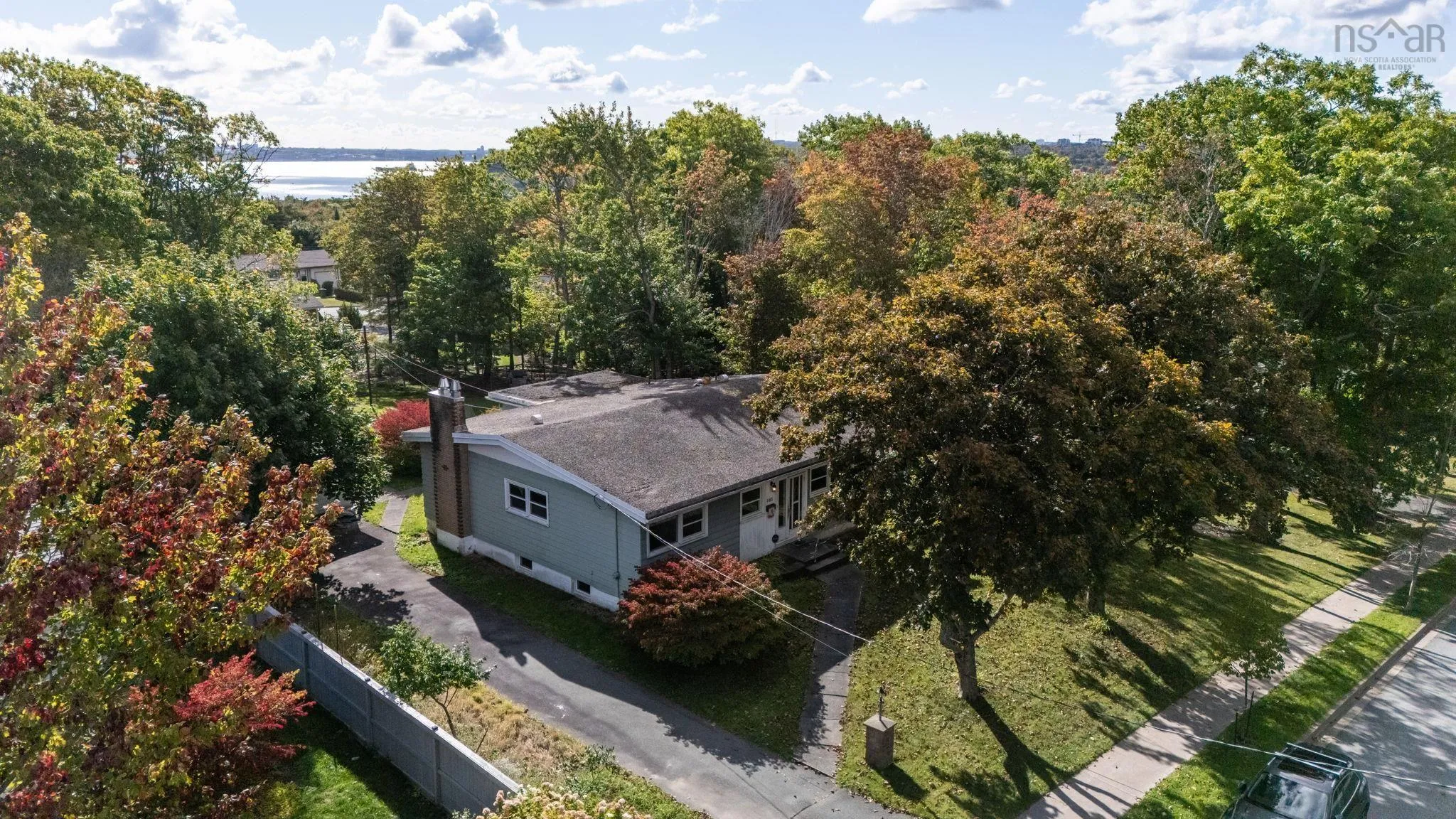 503 Basinview Drive, Bedford, NS B4A 1T3, 3 Bedrooms Bedrooms, ,2 BathroomsBathrooms,Residential,For Sale,Basinview,202525474