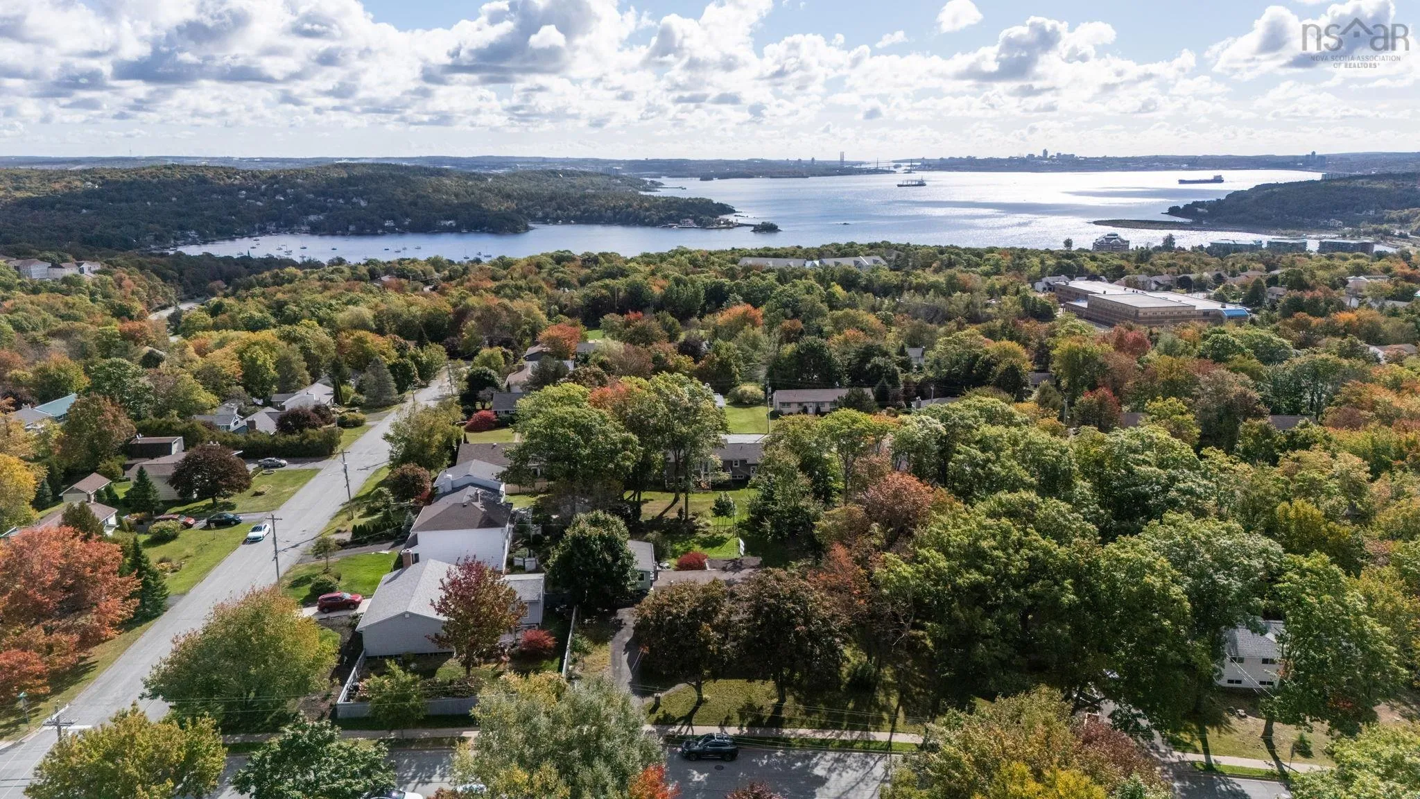 503 Basinview Drive, Bedford, NS B4A 1T3, 3 Bedrooms Bedrooms, ,2 BathroomsBathrooms,Residential,For Sale,Basinview,202525474