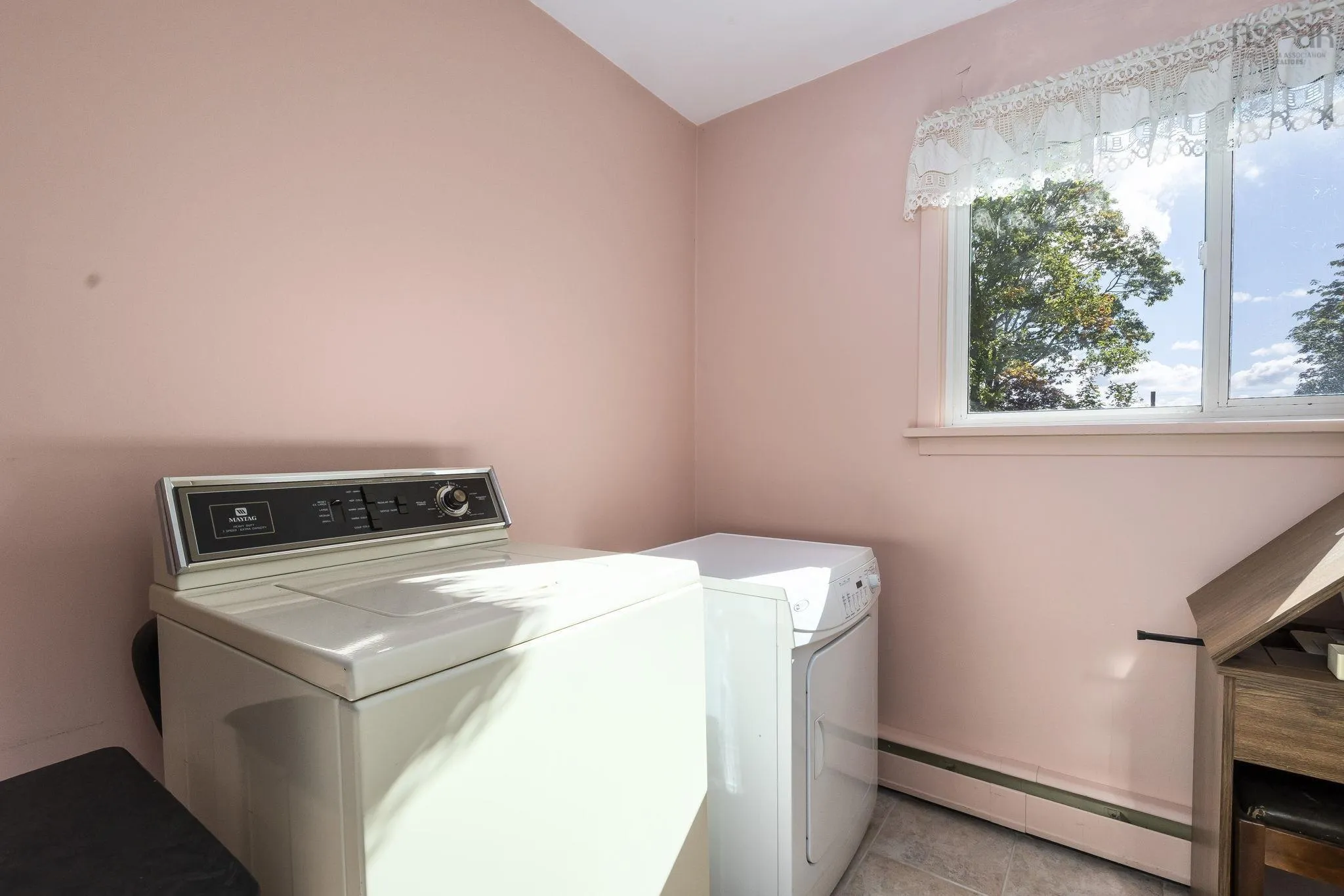 503 Basinview Drive, Bedford, NS B4A 1T3, 3 Bedrooms Bedrooms, ,2 BathroomsBathrooms,Residential,For Sale,Basinview,202525474