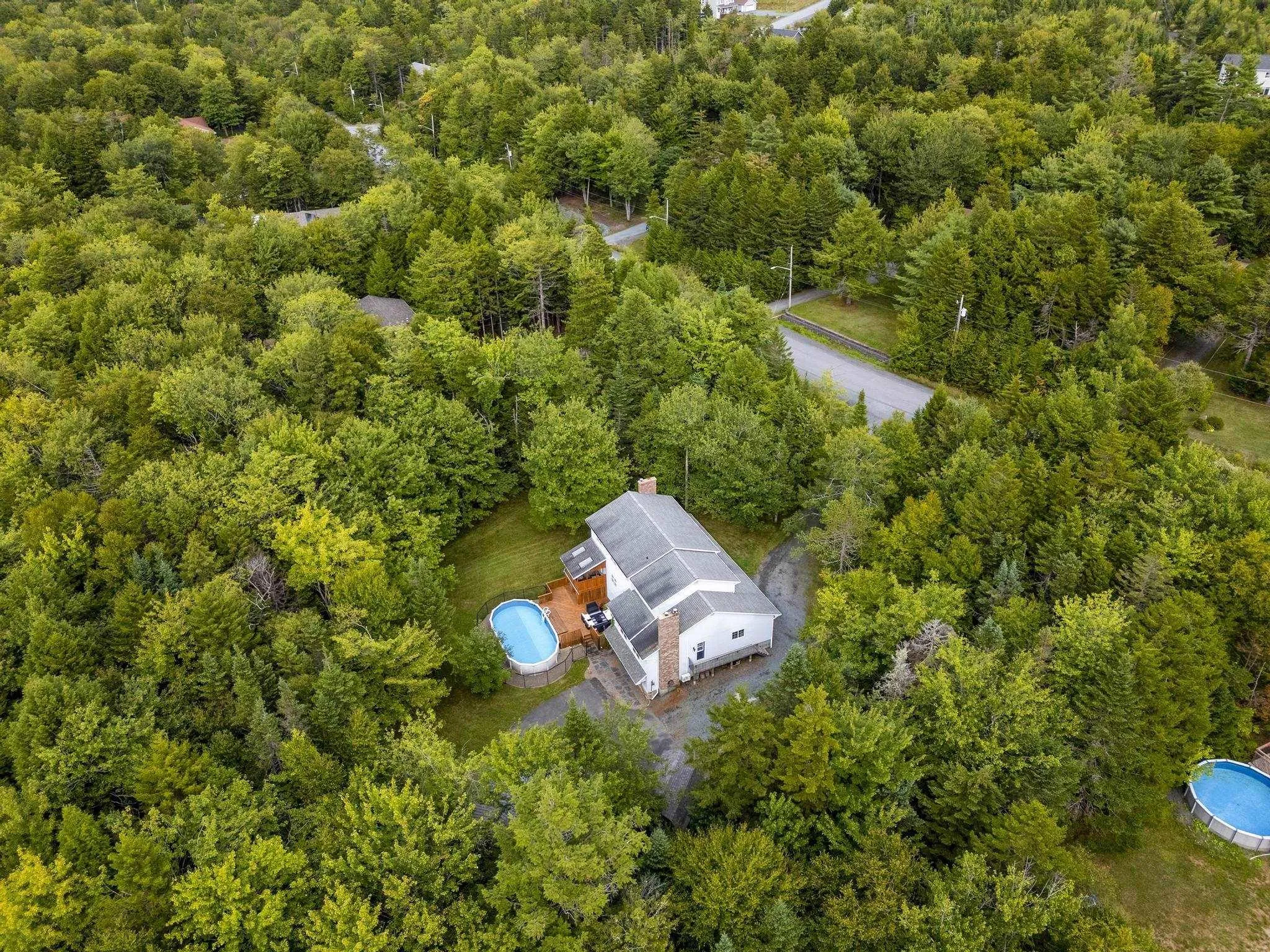 18 Lylewood Drive, Middle Sackville, NS B4E 3B1, 4 Bedrooms Bedrooms, ,3 BathroomsBathrooms,Residential,For Sale,Lylewood,202523034