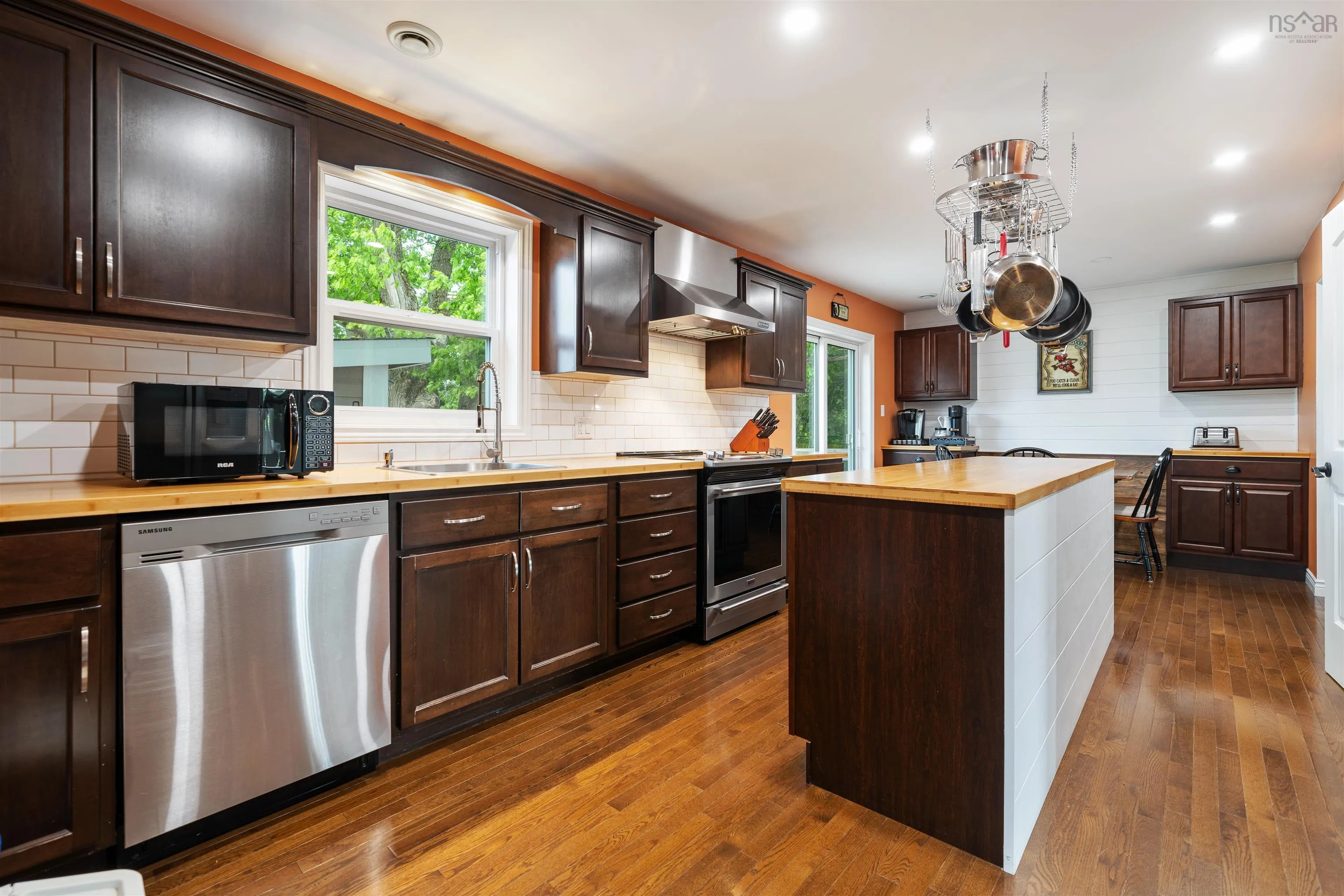 14 Mill Road, Parrsboro Ns B0m 1s0, 3 Bedrooms Bedrooms, ,3 BathroomsBathrooms,Residential,For Sale,Mill,202505097