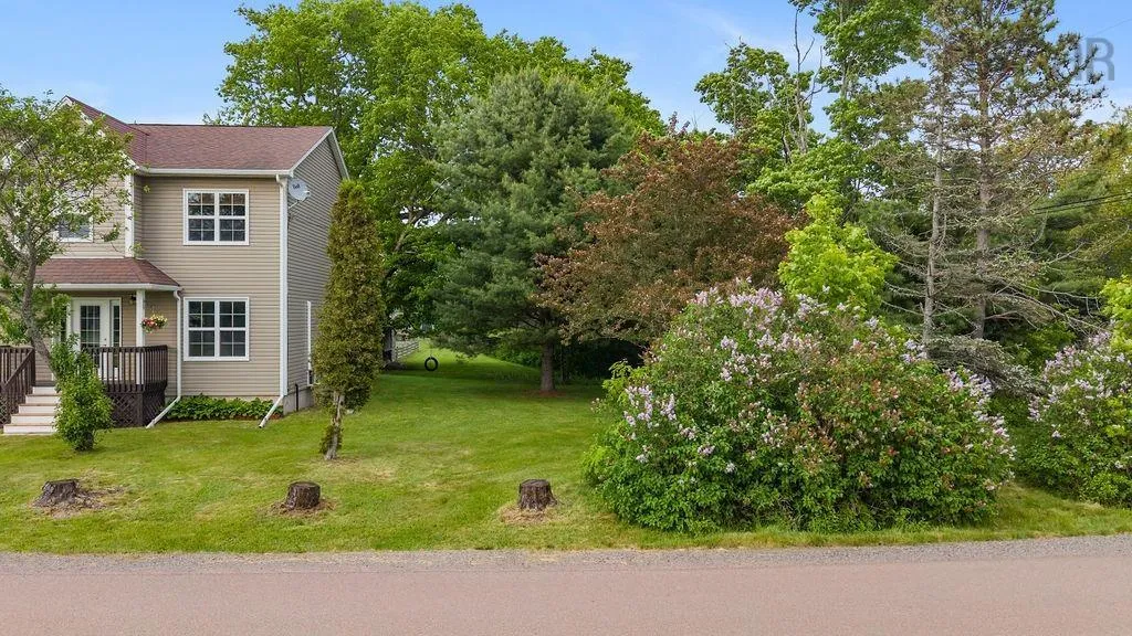 14 Mill Road, Parrsboro Ns B0m 1s0, 3 Bedrooms Bedrooms, ,3 BathroomsBathrooms,Residential,For Sale,Mill,202505097