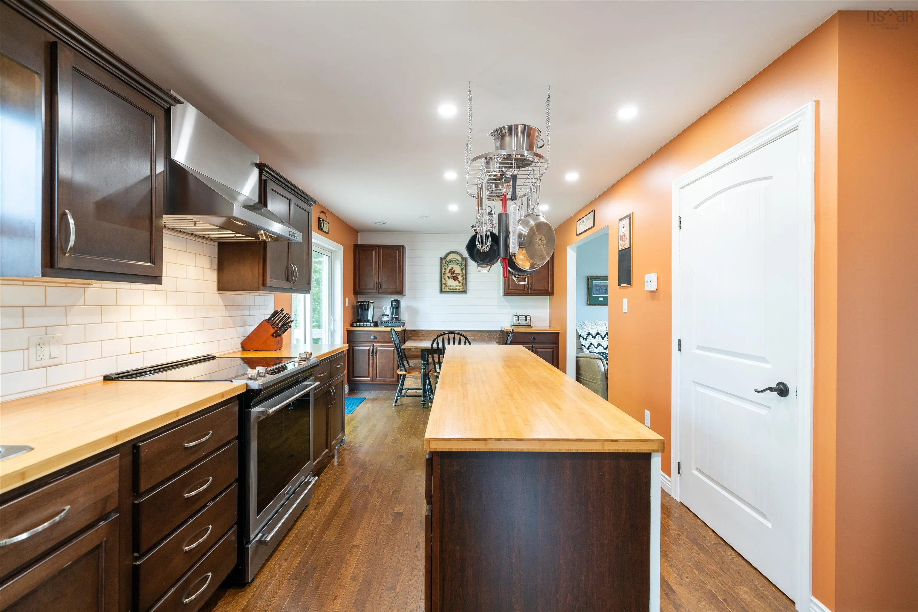 14 Mill Road, Parrsboro Ns B0m 1s0, 3 Bedrooms Bedrooms, ,3 BathroomsBathrooms,Residential,For Sale,Mill,202505097