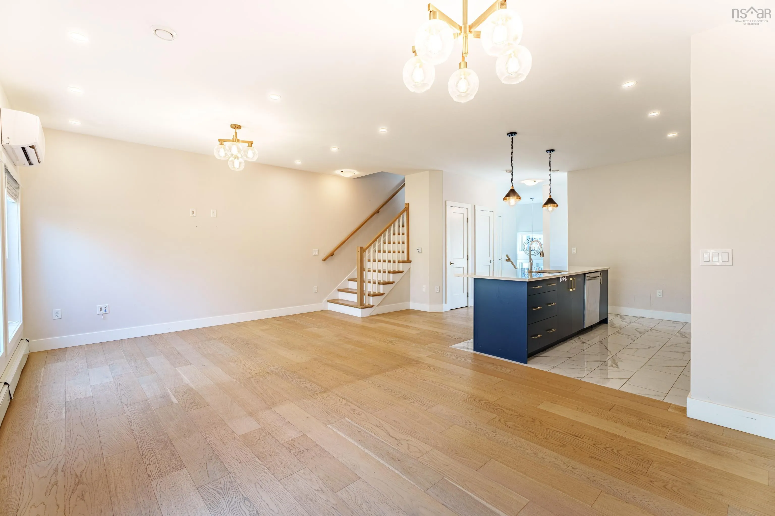 106 Tilbury Avenue, Bedford, NS B4B 0X9, 3 Bedrooms Bedrooms, ,4 BathroomsBathrooms,Residential,For Sale,Tilbury,202518551