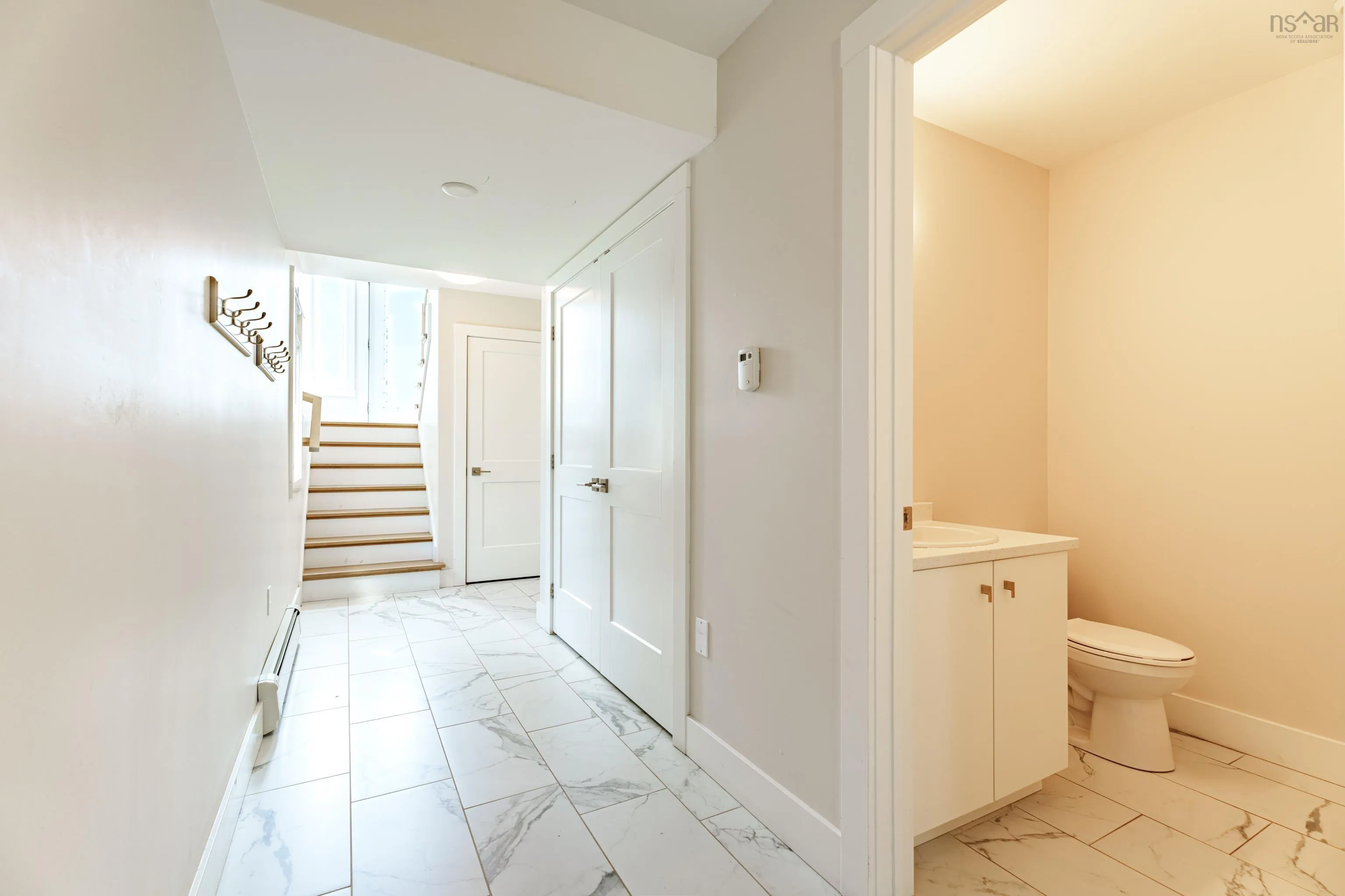 106 Tilbury Avenue, Bedford, NS B4B 0X9, 3 Bedrooms Bedrooms, ,4 BathroomsBathrooms,Residential,For Sale,Tilbury,202518551