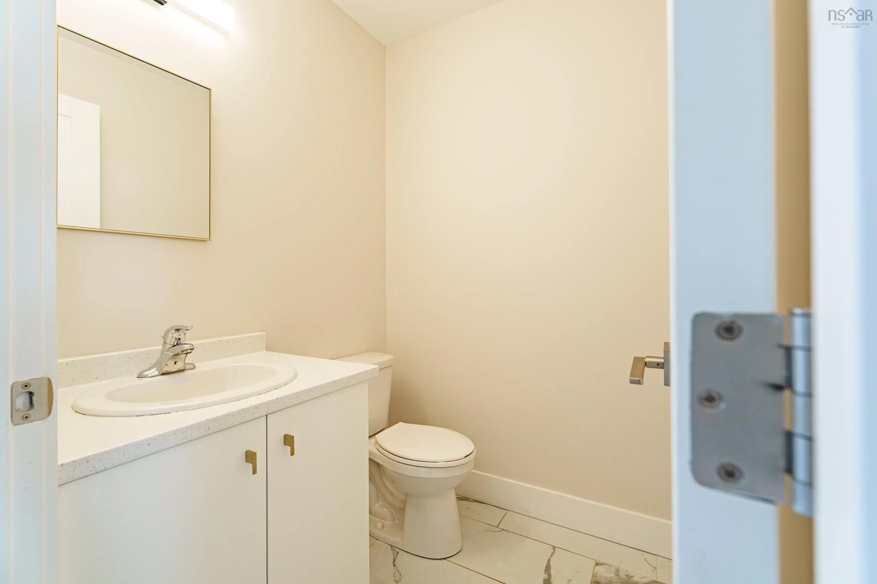 106 Tilbury Avenue, Bedford, NS B4B 0X9, 3 Bedrooms Bedrooms, ,4 BathroomsBathrooms,Residential,For Sale,Tilbury,202518551