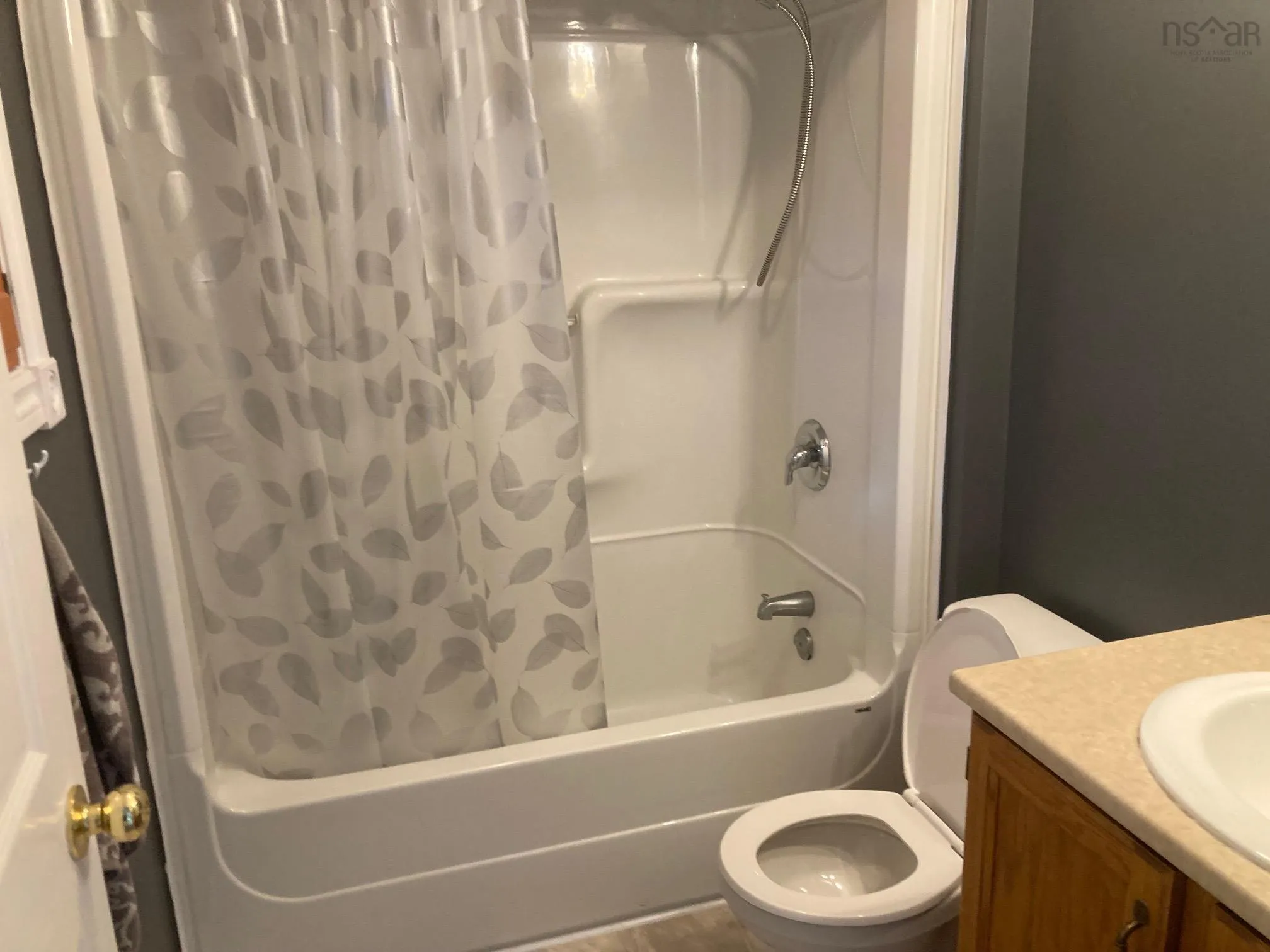 148 Sherbrooke Avenue, Bridgewater, NS B4V 4E1, 2 Bedrooms Bedrooms, ,2 BathroomsBathrooms,Residential,For Sale,Sherbrooke,202518896