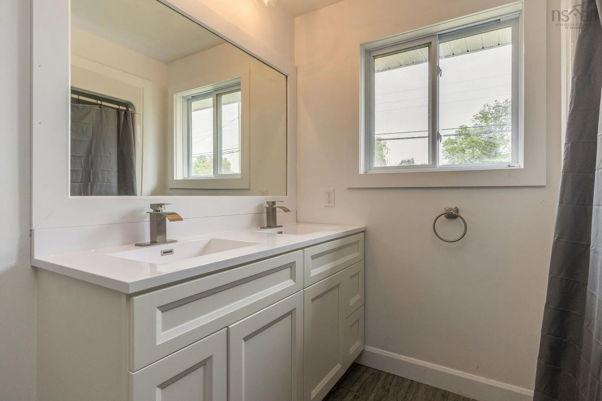 525 College Road, Windsor, NS B0N 2T0, 3 Bedrooms Bedrooms, ,2 BathroomsBathrooms,Residential,For Sale,College,202523182