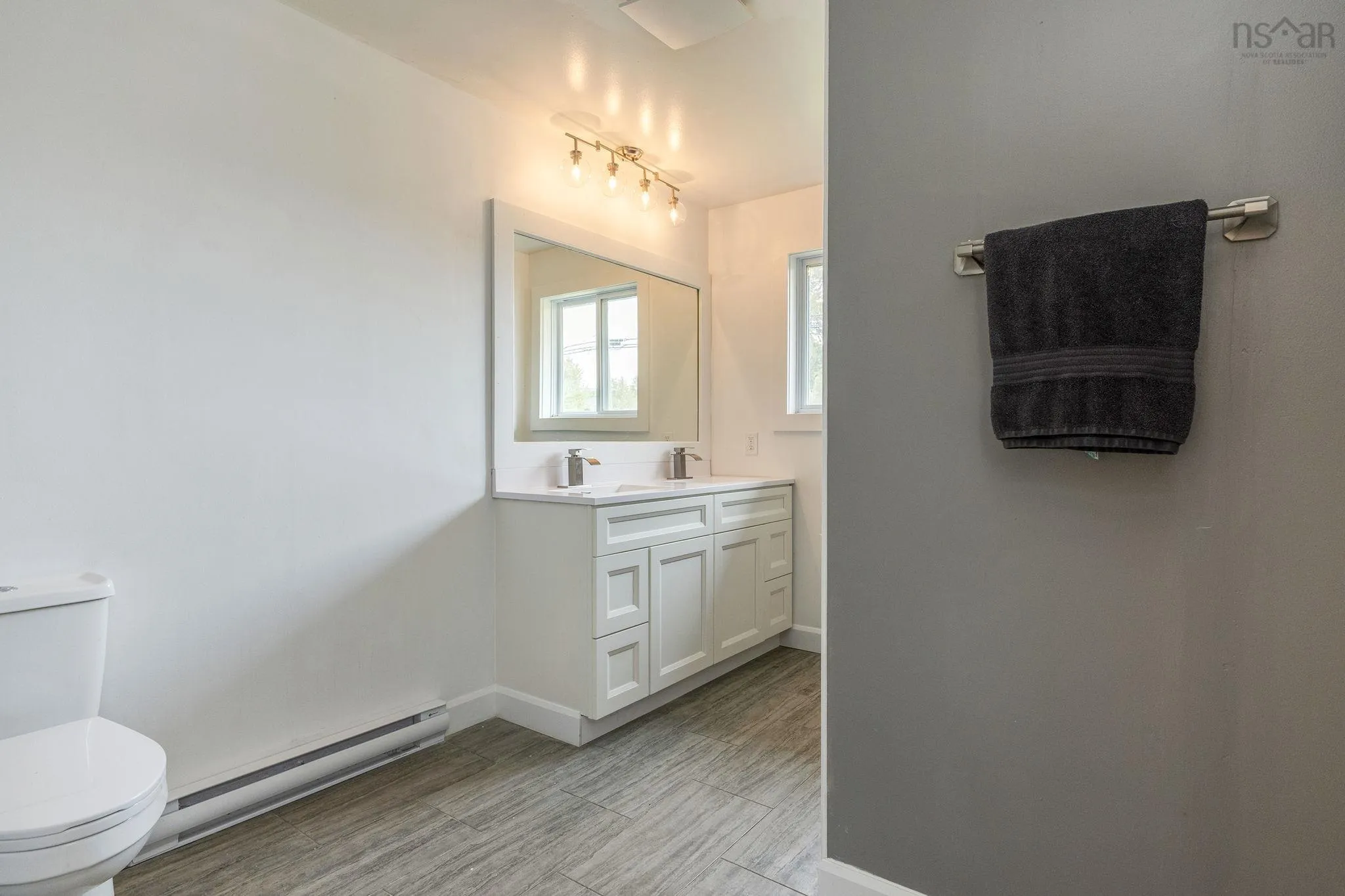 525 College Road, Windsor, NS B0N 2T0, 3 Bedrooms Bedrooms, ,2 BathroomsBathrooms,Residential,For Sale,College,202523182