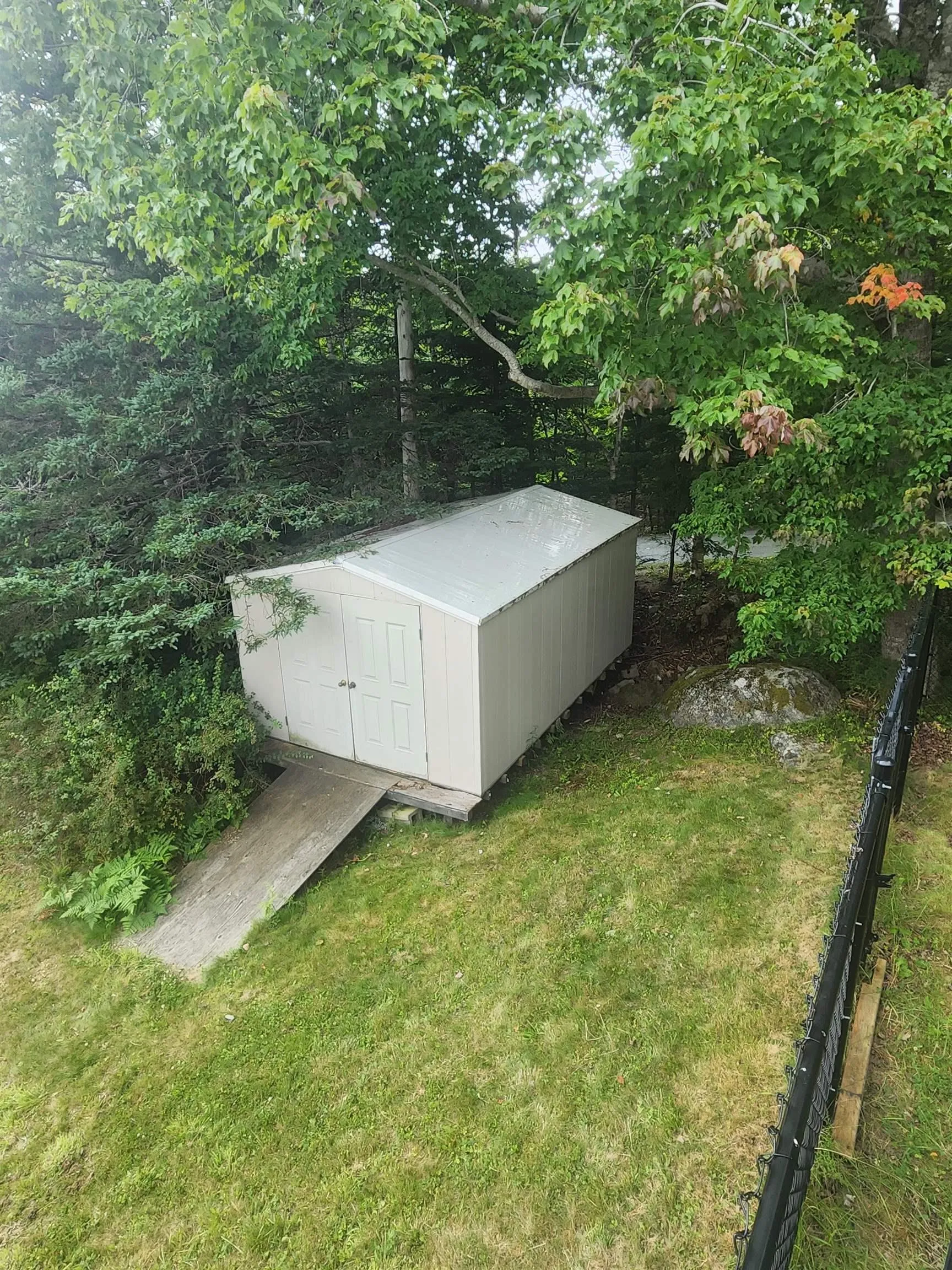 221 Hillside Drive, Boutiliers Point, NS B3Z 1W9, 4 Bedrooms Bedrooms, ,4 BathroomsBathrooms,Residential,For Sale,Hillside,202519860