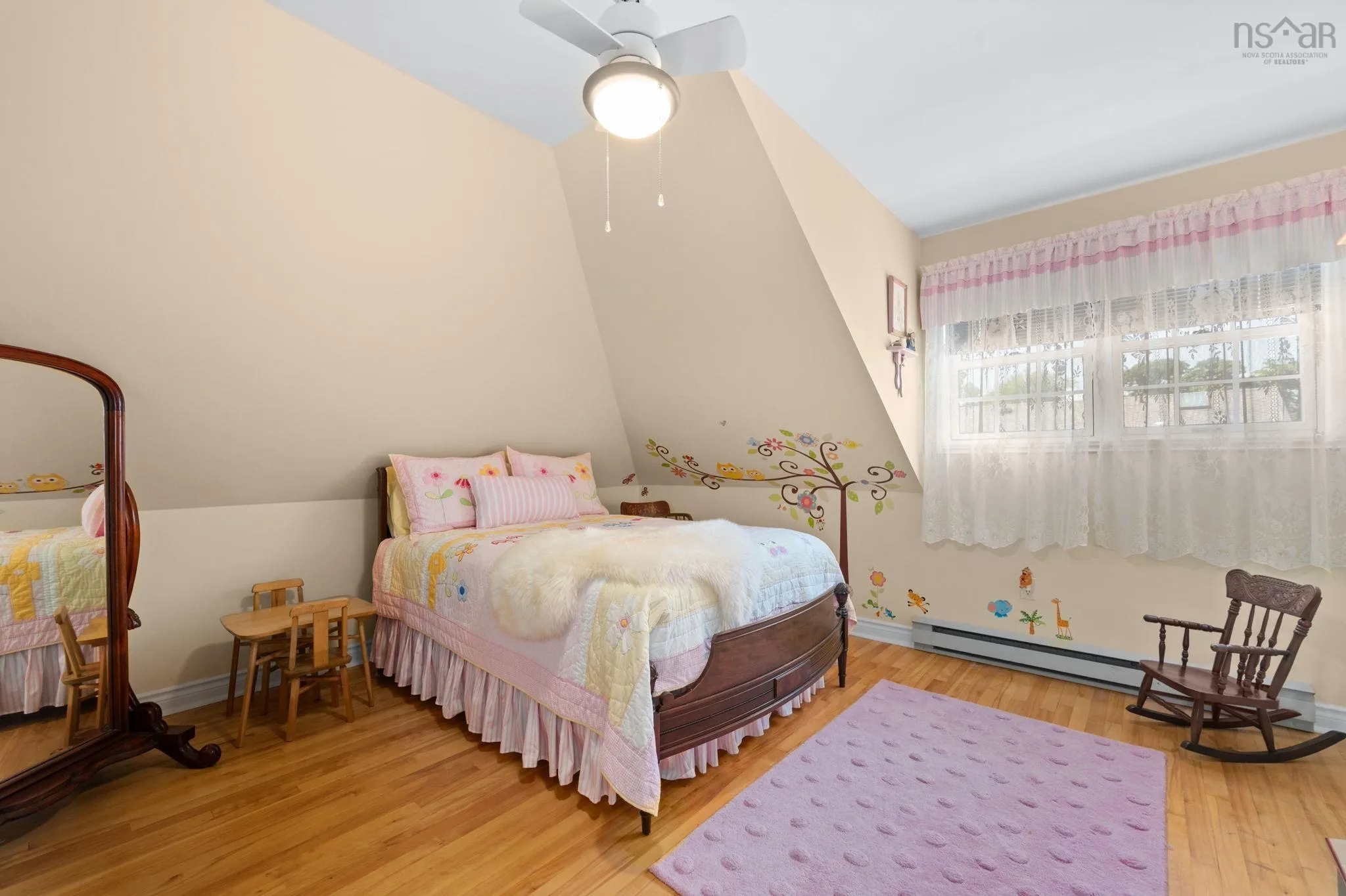 940 Young Avenue, Halifax, NS B3H 2W1, 6 Bedrooms Bedrooms, ,4 BathroomsBathrooms,Residential,For Sale,Young,202519052