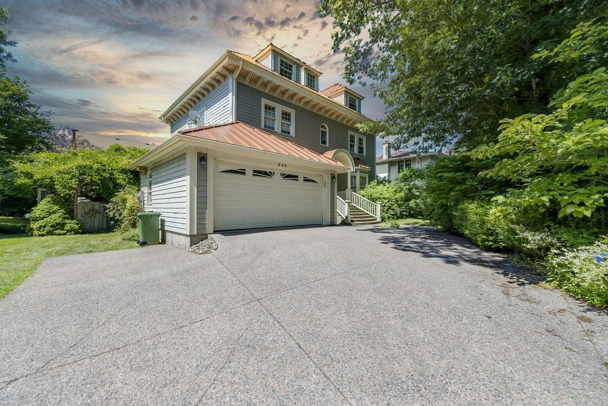 940 Young Avenue, Halifax, NS B3H 2W1, 6 Bedrooms Bedrooms, ,4 BathroomsBathrooms,Residential,For Sale,Young,202519052