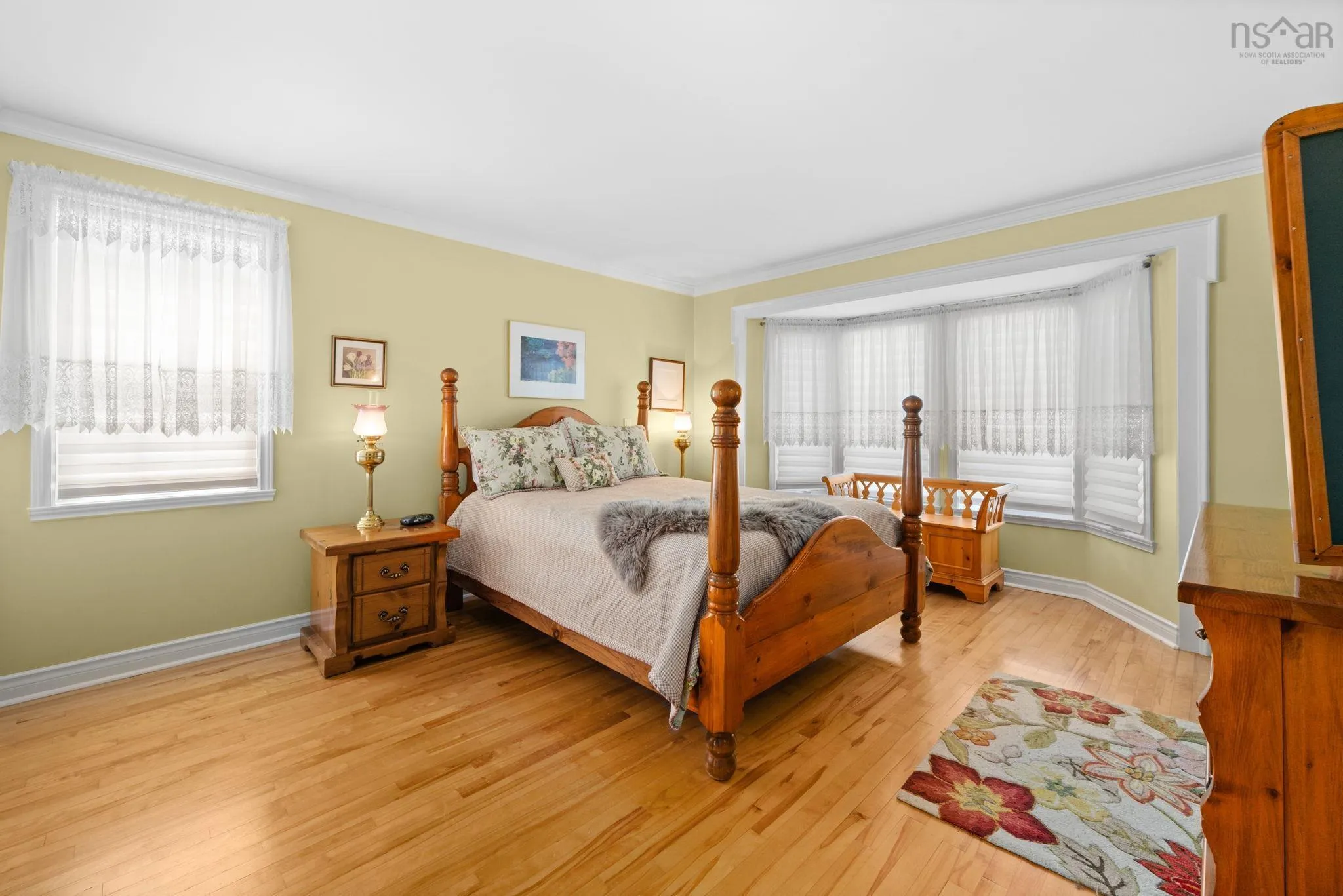 940 Young Avenue, Halifax, NS B3H 2W1, 6 Bedrooms Bedrooms, ,4 BathroomsBathrooms,Residential,For Sale,Young,202519052