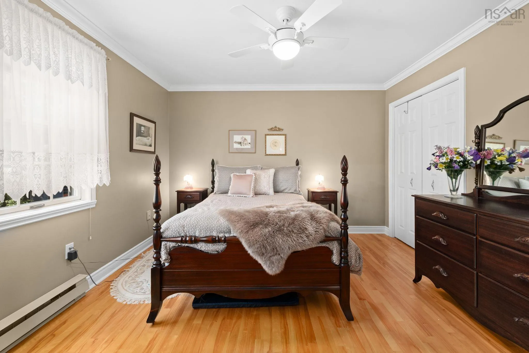 940 Young Avenue, Halifax, NS B3H 2W1, 6 Bedrooms Bedrooms, ,4 BathroomsBathrooms,Residential,For Sale,Young,202519052