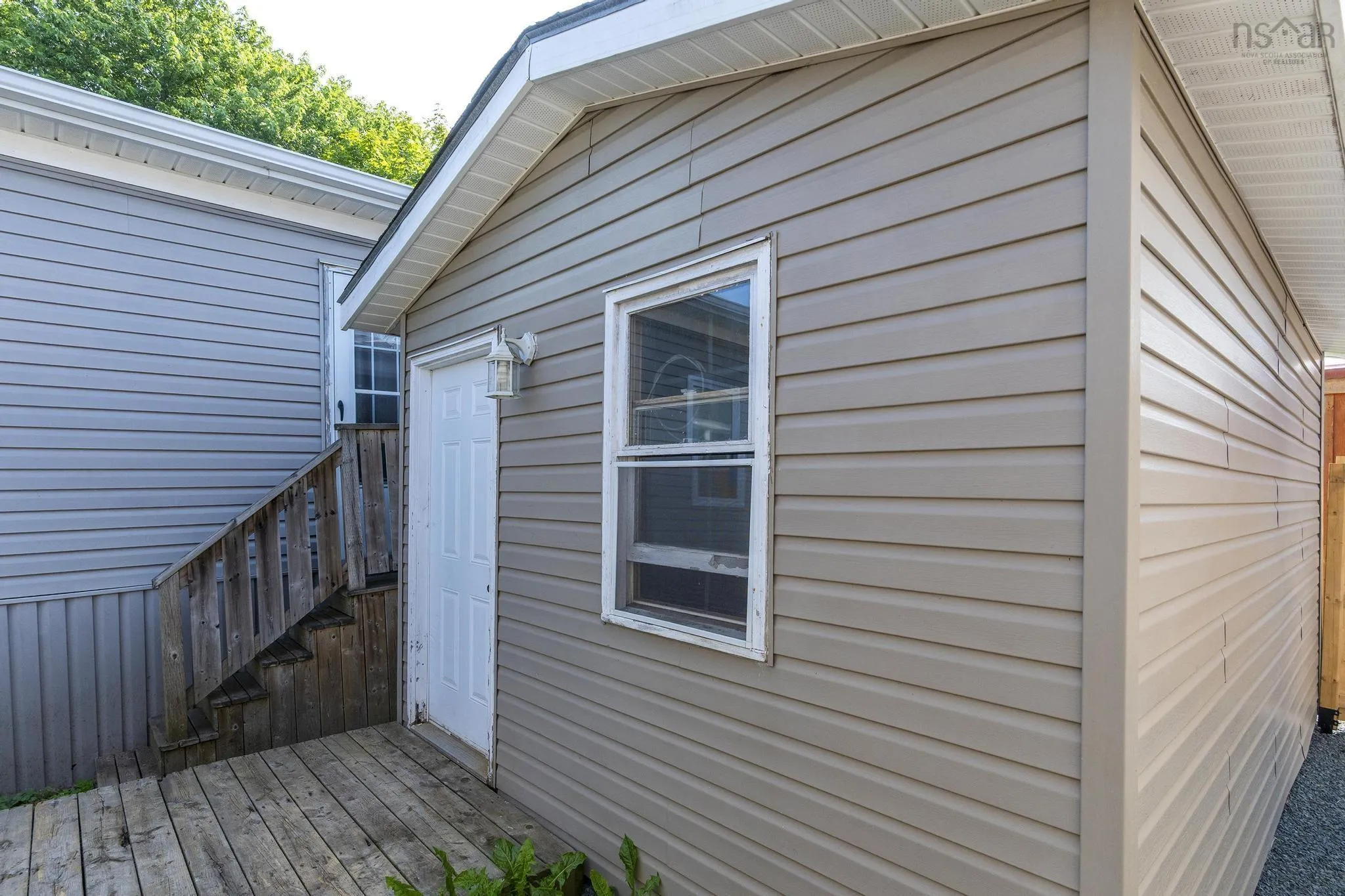 27 Florence Avenue, Dartmouth, NS B2Y 2A4, 2 Bedrooms Bedrooms, ,1 BathroomBathrooms,Residential,For Sale,Florence,202519243