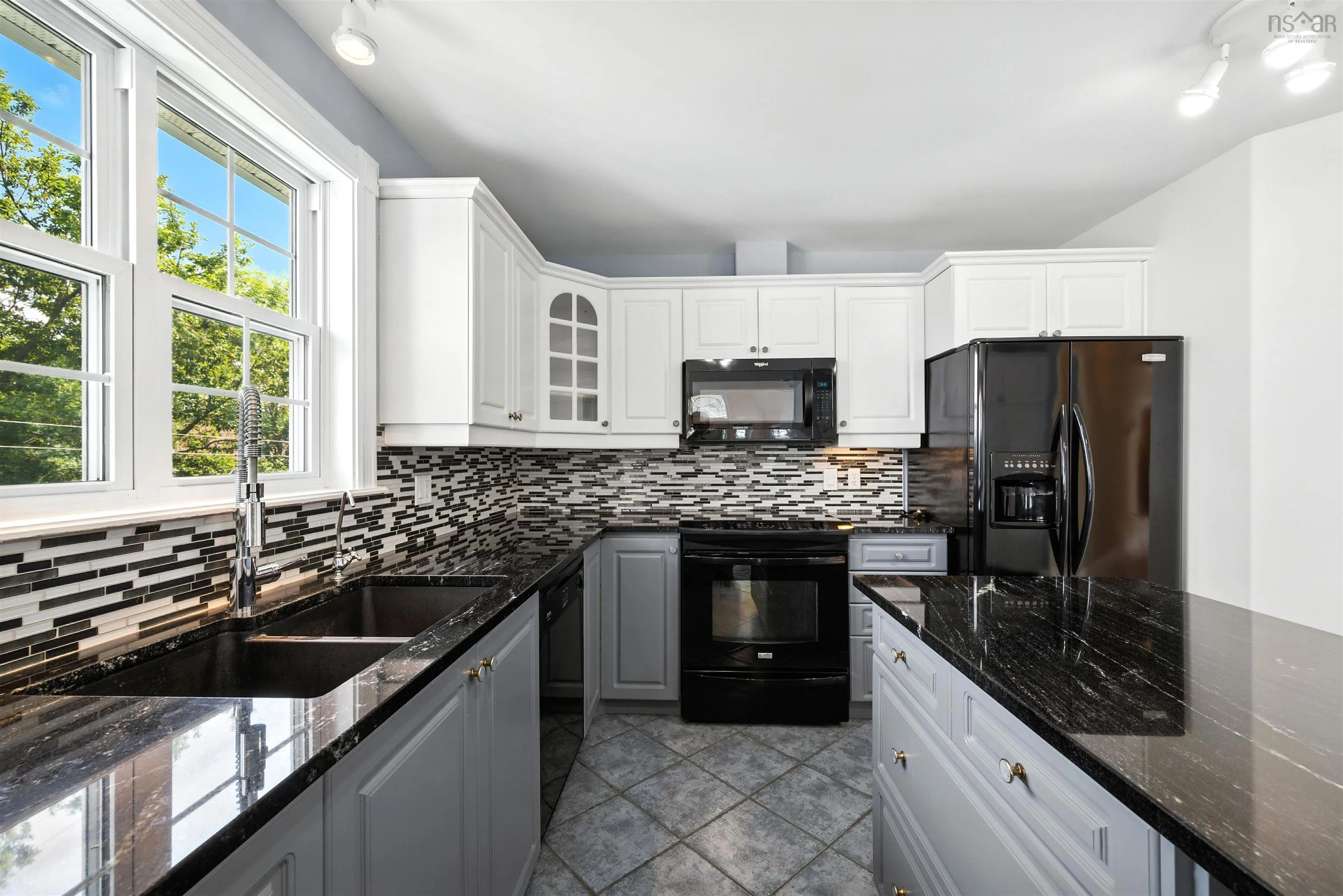 18 Keefe Drive, Purcells Cove, NS B3P 2J1, 3 Bedrooms Bedrooms, ,3 BathroomsBathrooms,Residential,For Sale,Keefe,202518841