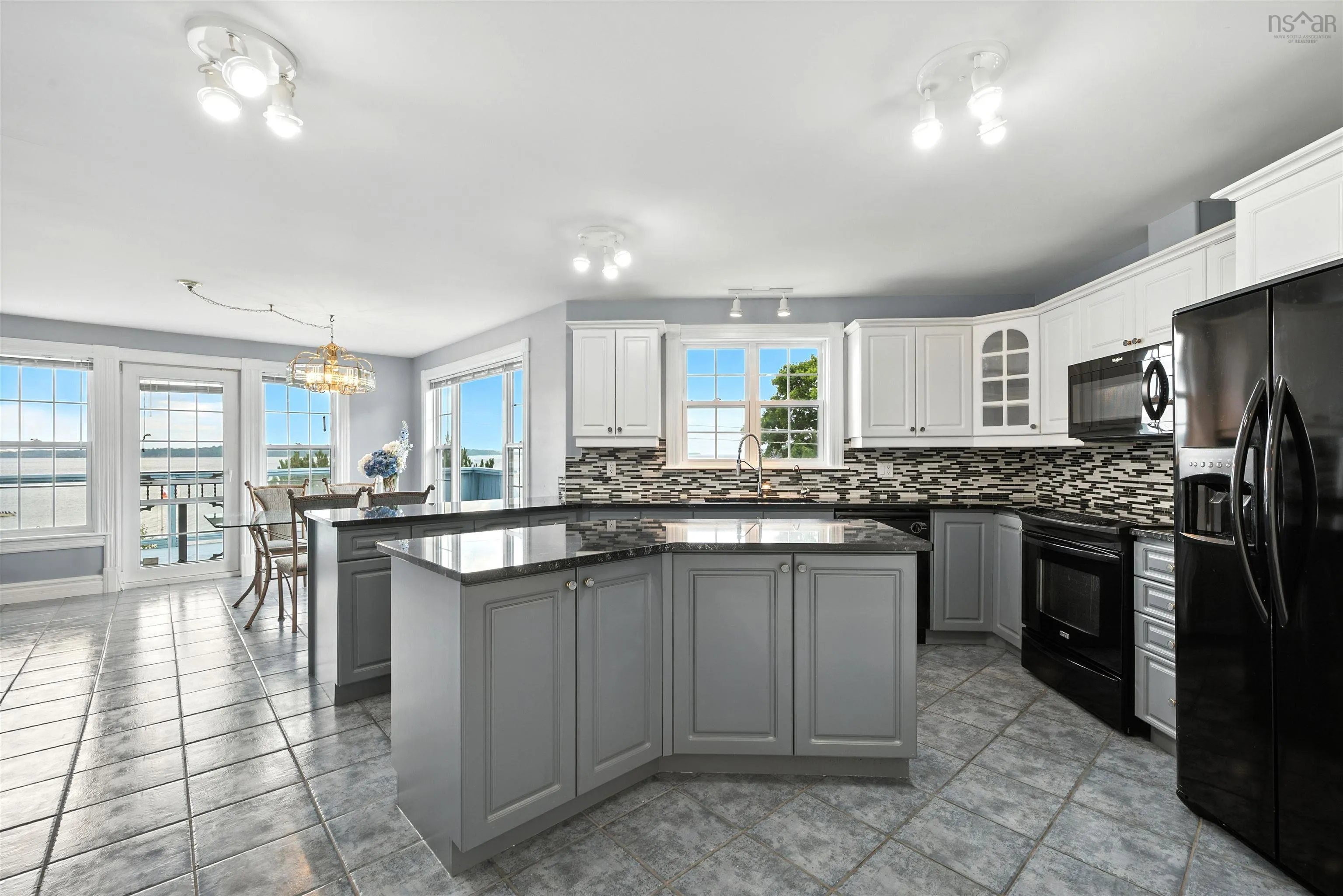18 Keefe Drive, Purcells Cove, NS B3P 2J1, 3 Bedrooms Bedrooms, ,3 BathroomsBathrooms,Residential,For Sale,Keefe,202518841
