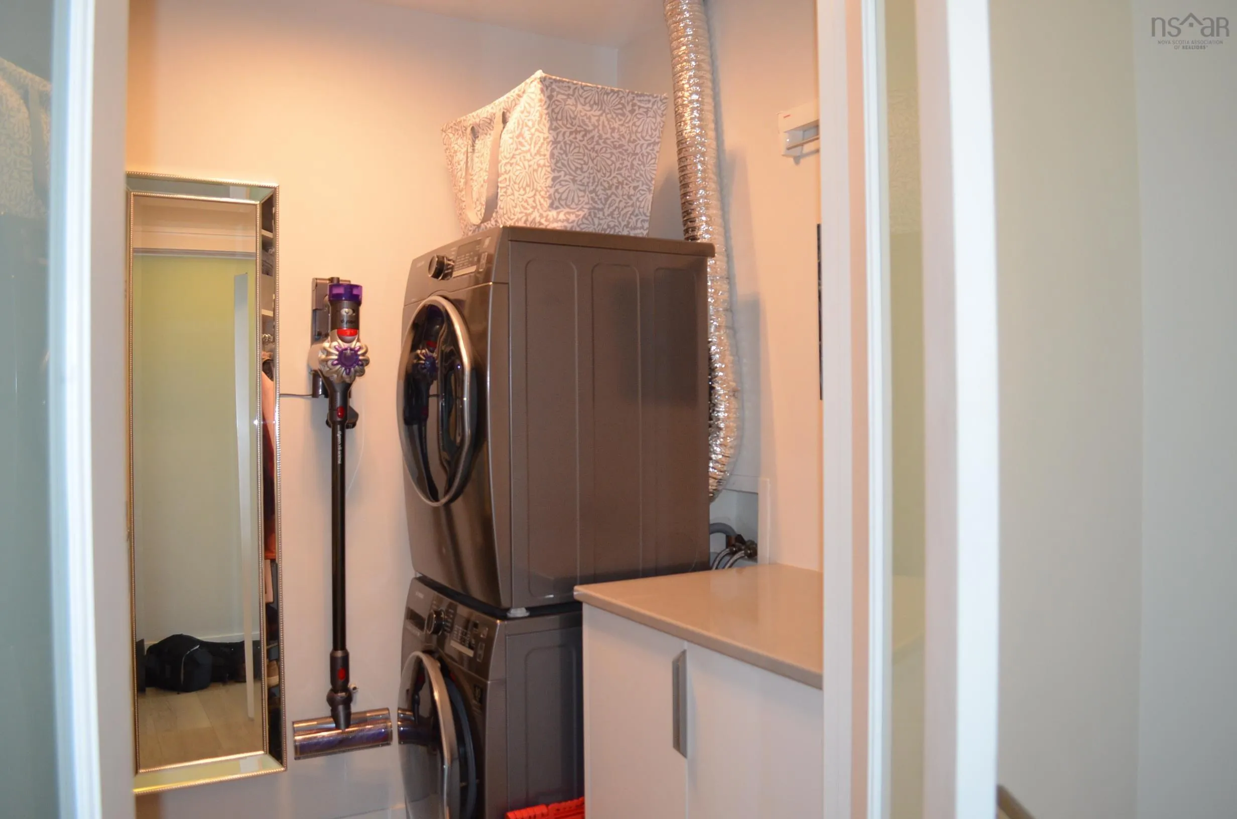 1407-1550 Dresden Row, Halifax Ns B3j 4a2, 2 Bedrooms Bedrooms, ,2 BathroomsBathrooms,Residential,For Sale,Dresden,202506648