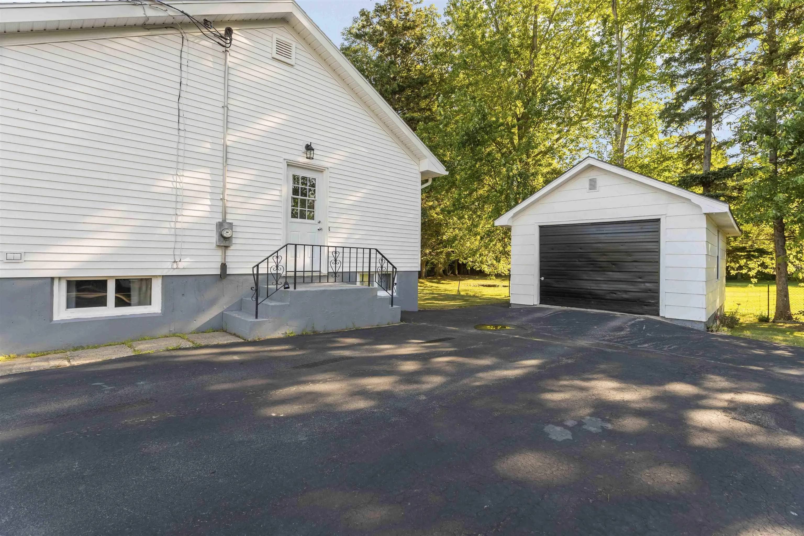 4 Mckenzie Drive, Middleton, NS B0S 1P0, 4 Bedrooms Bedrooms, ,2 BathroomsBathrooms,Residential,For Sale,Mckenzie,202518495