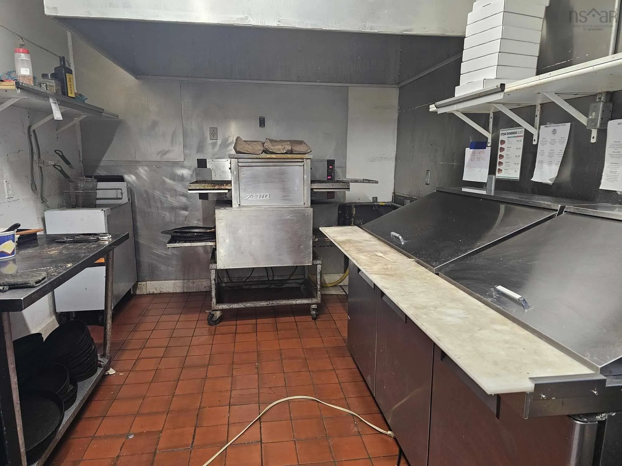6 Sterling Road, Glace Bay Ns B1a 3x3, ,Commercial Sale,For Sale,Sterling,202427151
