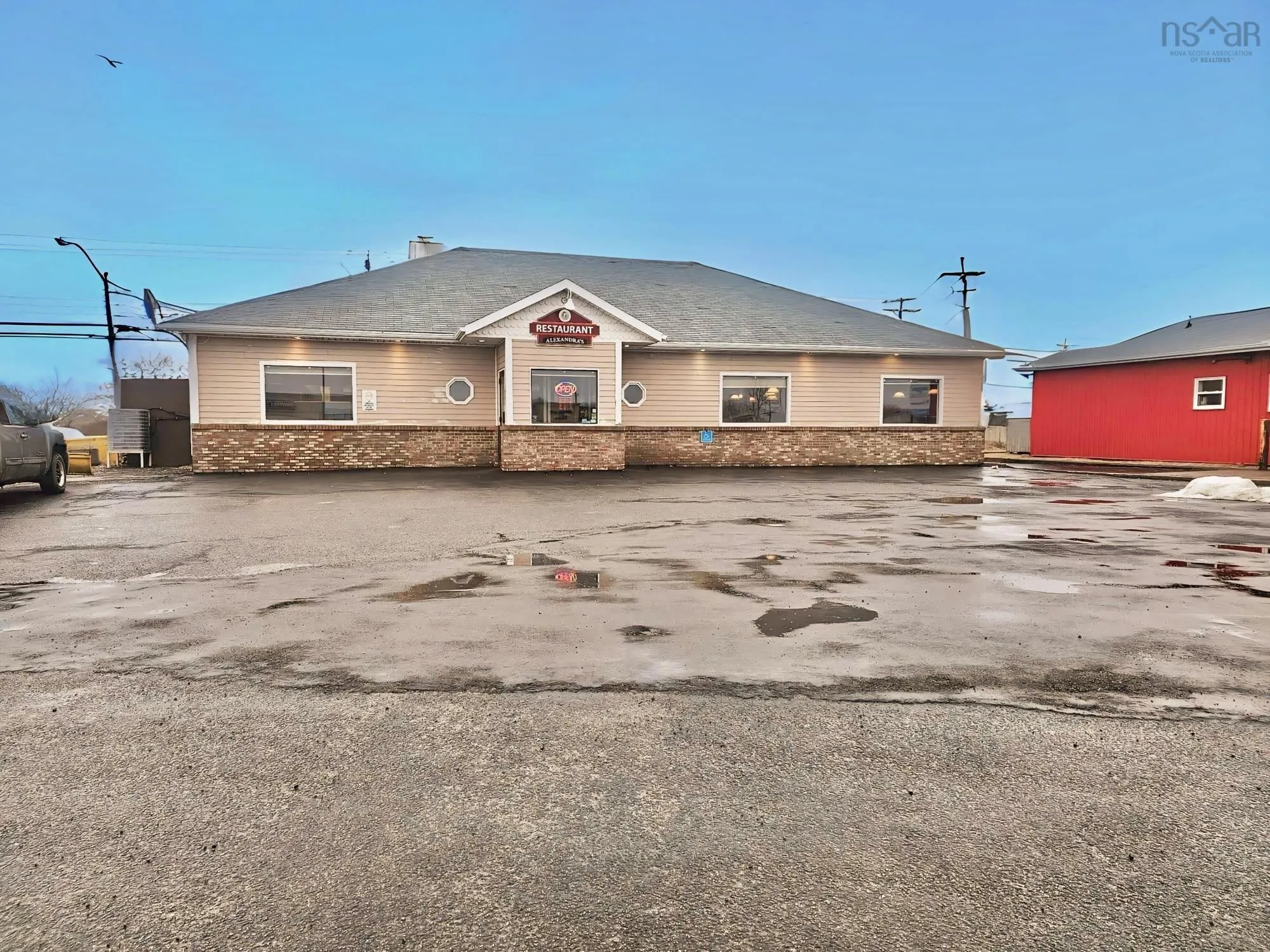 6 Sterling Road, Glace Bay Ns B1a 3x3, ,Commercial Sale,For Sale,Sterling,202427151