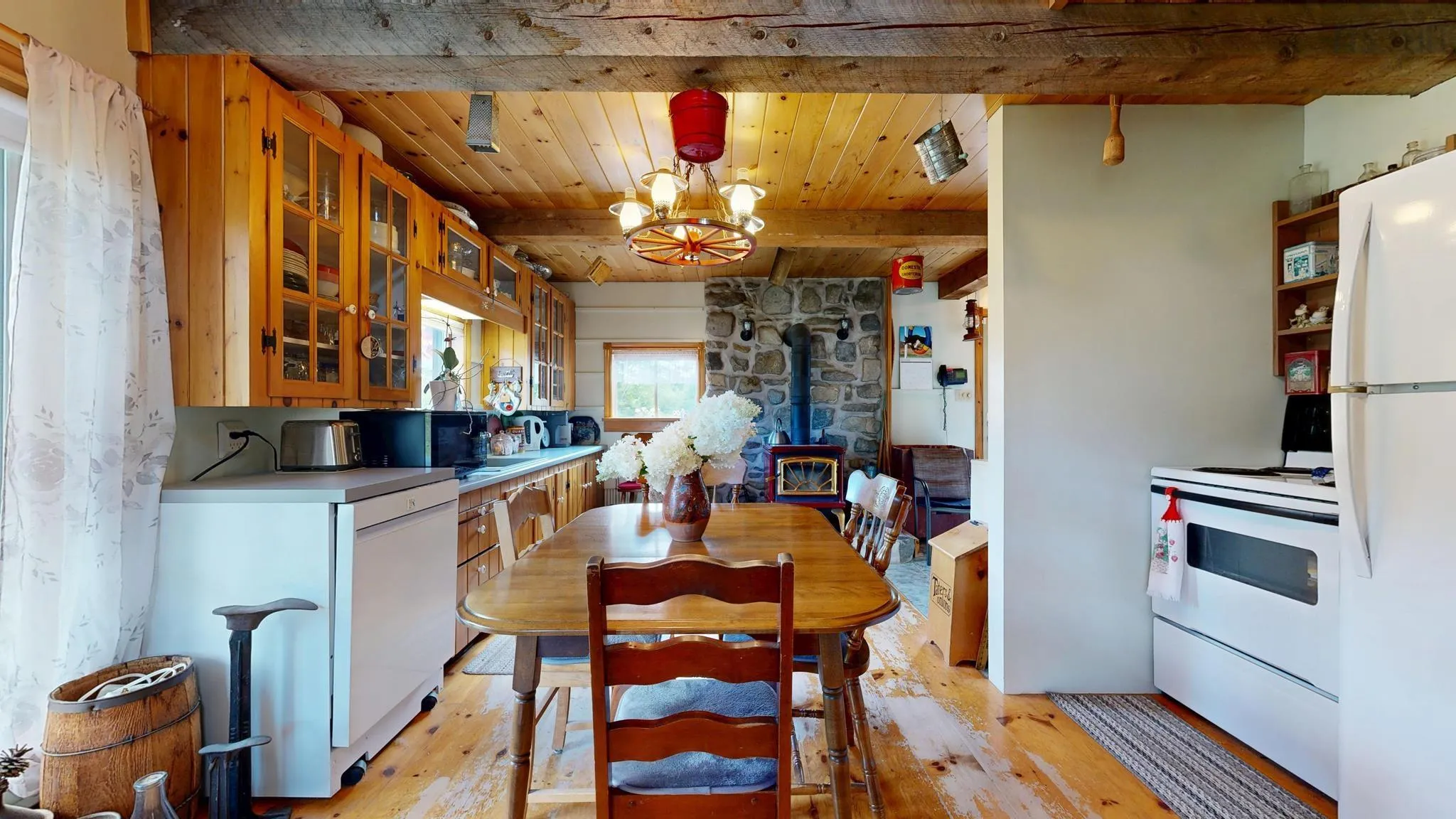 1214 Old Port Mouton Road, White Point, NS B0T 1G0, 2 Bedrooms Bedrooms, ,2 BathroomsBathrooms,Residential,For Sale,Old Port Mouton,202522604