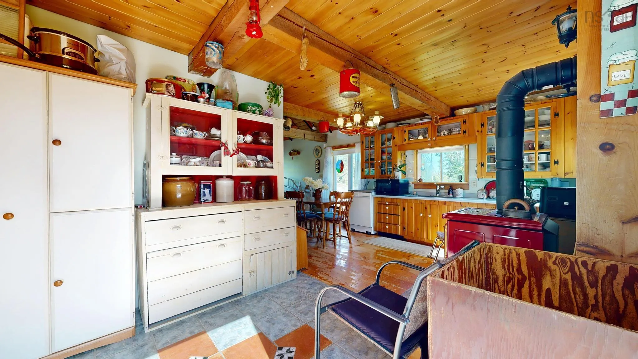 1214 Old Port Mouton Road, White Point, NS B0T 1G0, 2 Bedrooms Bedrooms, ,2 BathroomsBathrooms,Residential,For Sale,Old Port Mouton,202522604