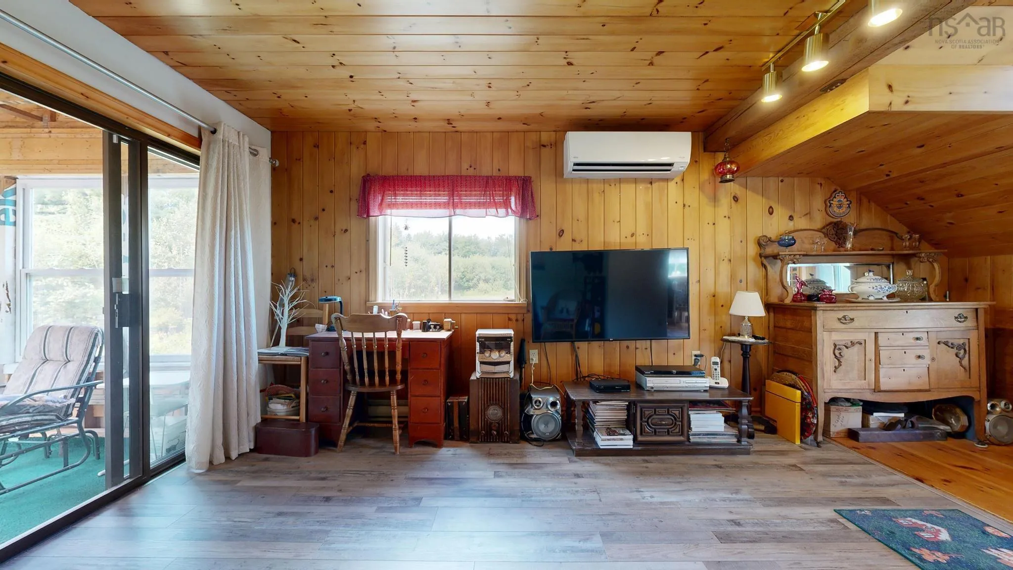 1214 Old Port Mouton Road, White Point, NS B0T 1G0, 2 Bedrooms Bedrooms, ,2 BathroomsBathrooms,Residential,For Sale,Old Port Mouton,202522604