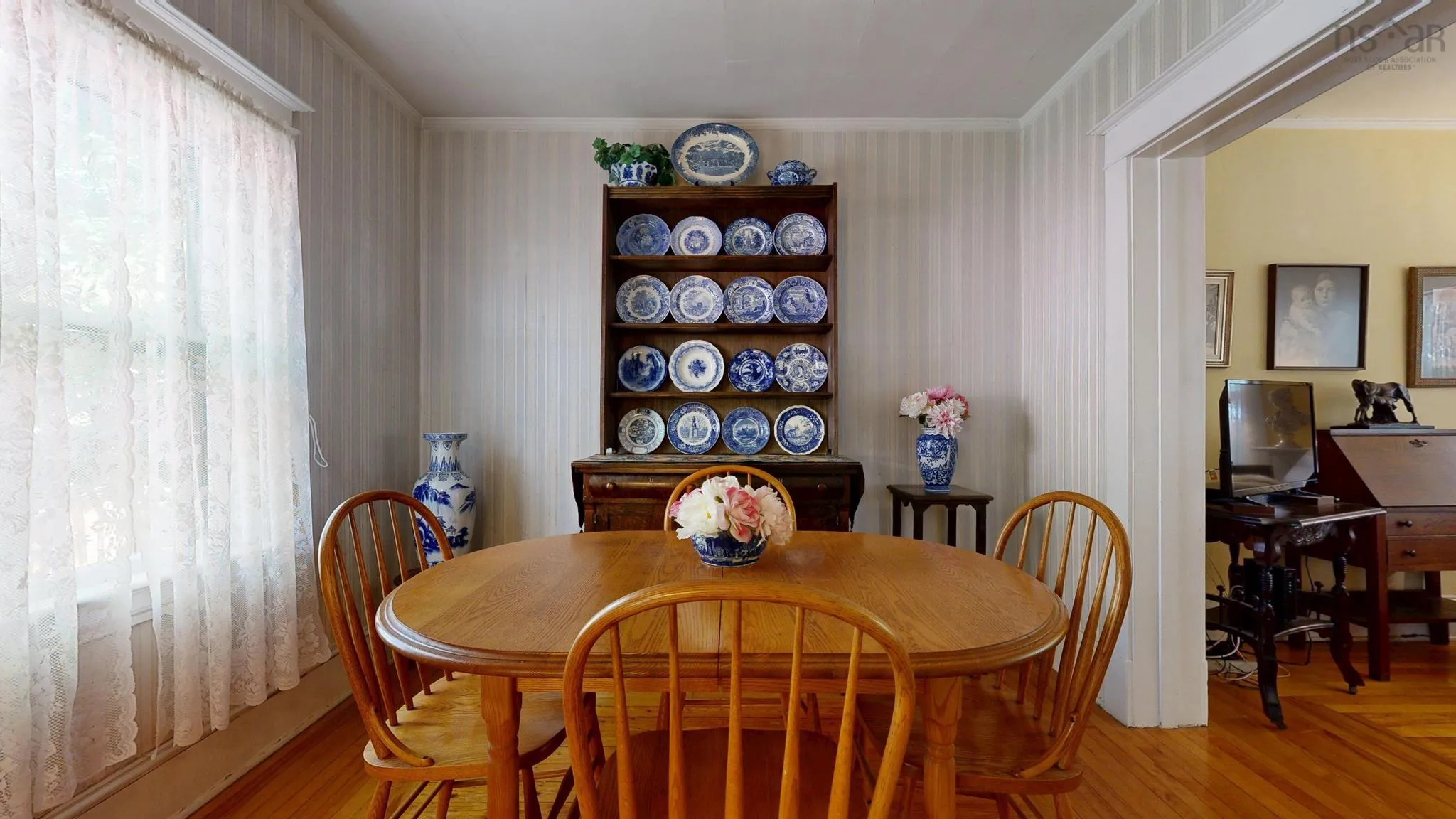 1880 Garden Street, Halifax, NS B3H 3R6, 2 Bedrooms Bedrooms, ,1 BathroomBathrooms,Residential,For Sale,Garden,202522497