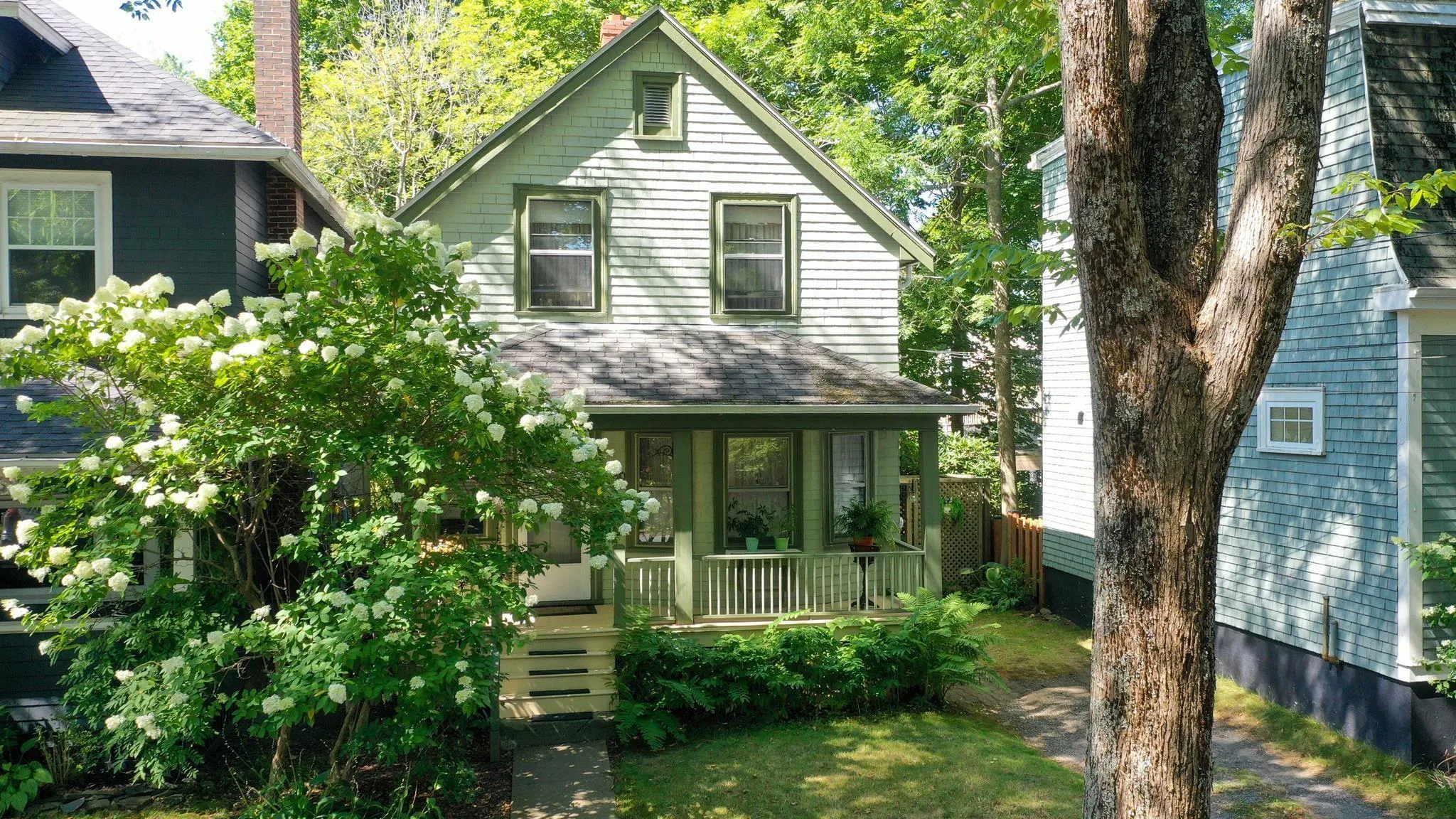 1880 Garden Street, Halifax, NS B3H 3R6, 2 Bedrooms Bedrooms, ,1 BathroomBathrooms,Residential,For Sale,Garden,202522497