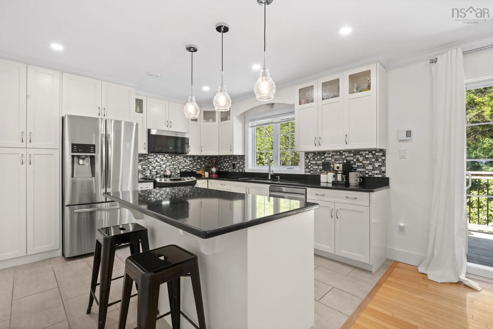 28 Horizon Road, Bedford, NS B4A 3N1, 5 Bedrooms Bedrooms, ,3 BathroomsBathrooms,Residential,For Sale,Horizon,202520029