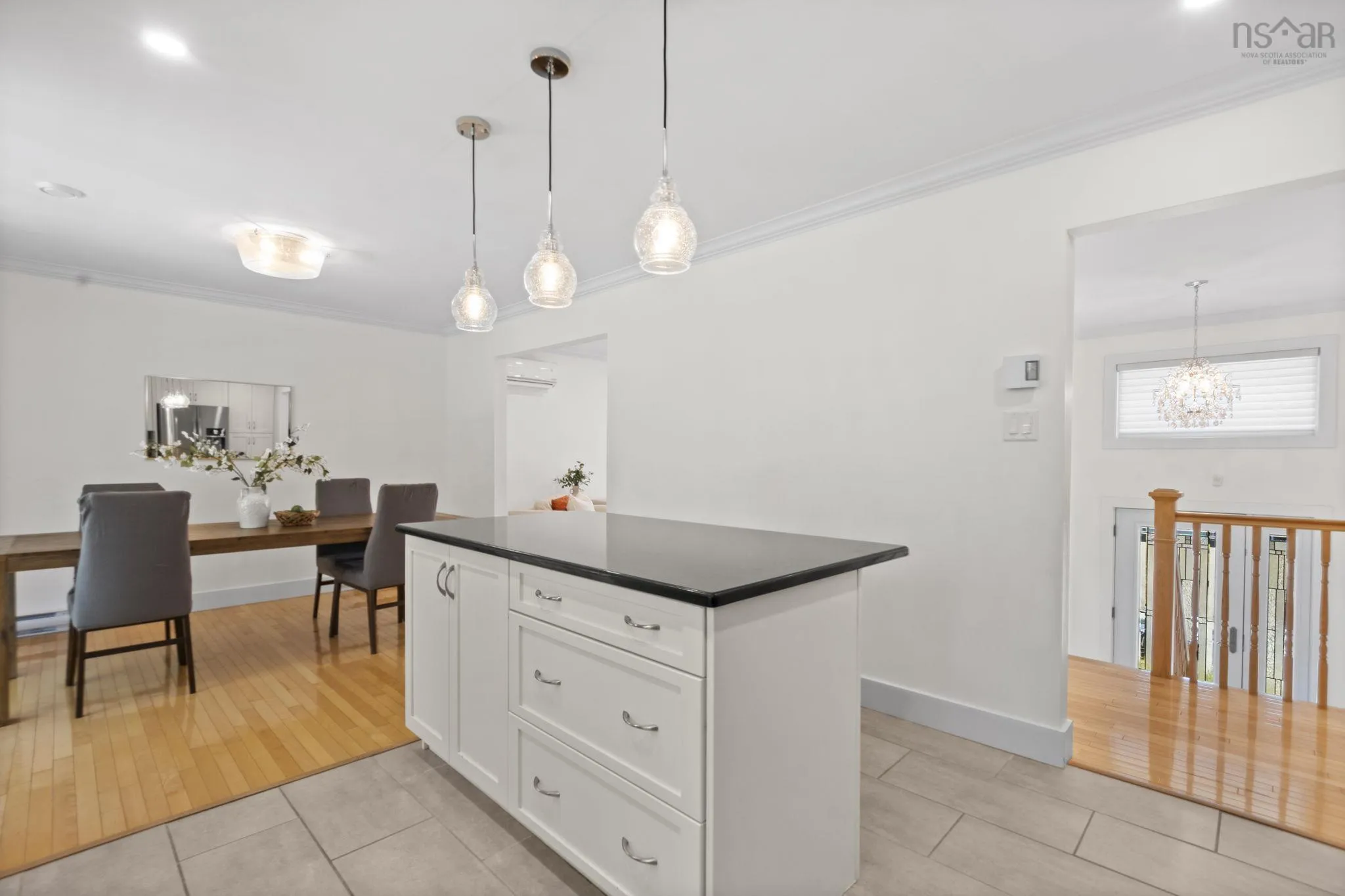 28 Horizon Road, Bedford, NS B4A 3N1, 5 Bedrooms Bedrooms, ,3 BathroomsBathrooms,Residential,For Sale,Horizon,202520029