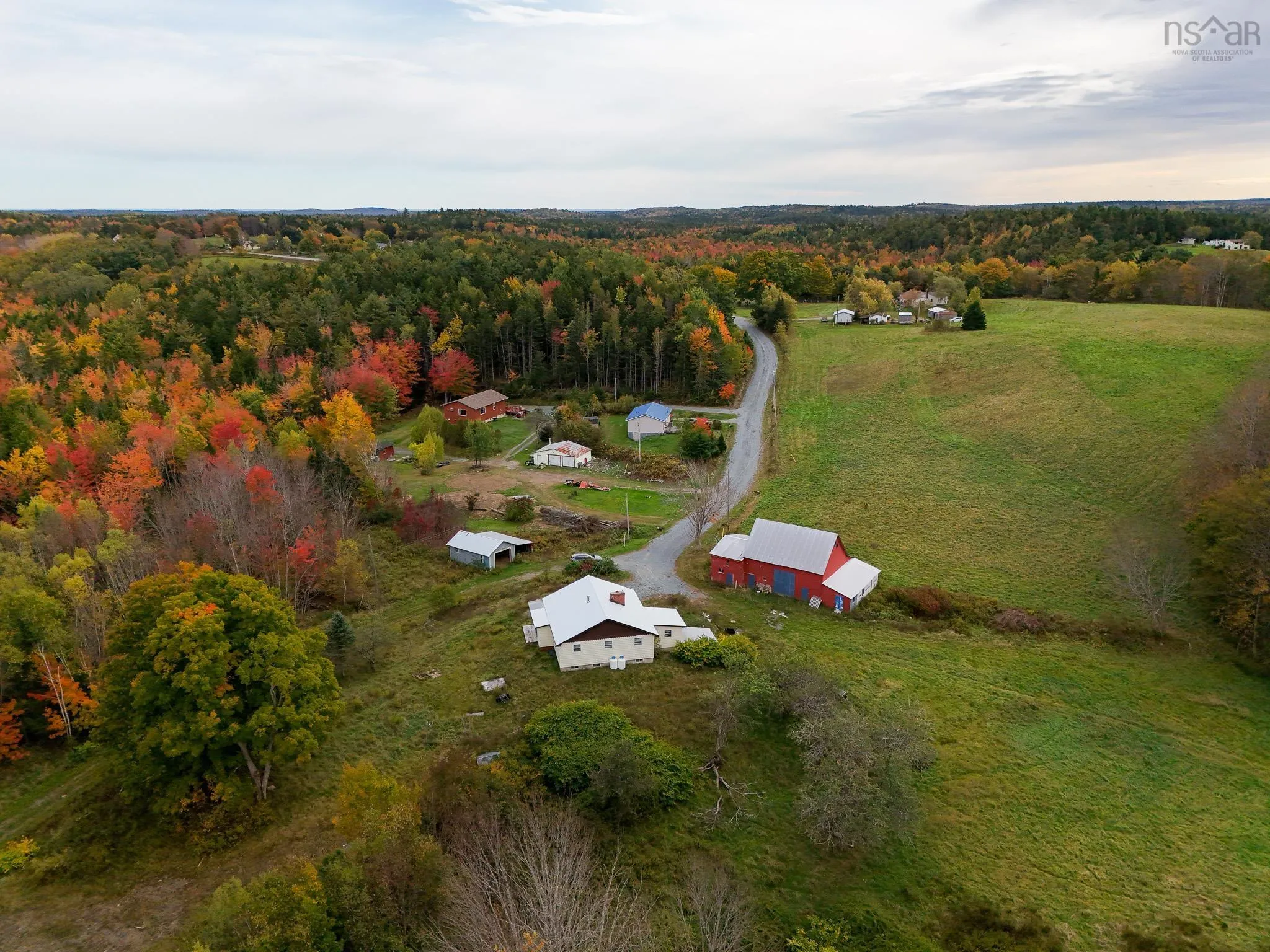 63 Frank Road, Italy Cross Ns B4v 0m6, 3 Bedrooms Bedrooms, ,2 BathroomsBathrooms,Residential,For Sale,Frank,202424785