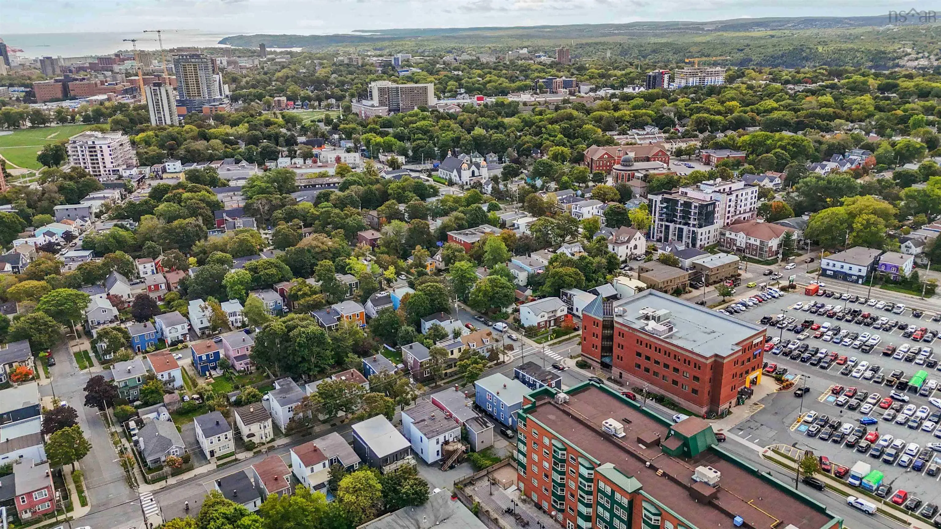 6135 North Street, Halifax, NS B3K 1P2, 3 Bedrooms Bedrooms, ,Residential Income,For Sale,North,202524637
