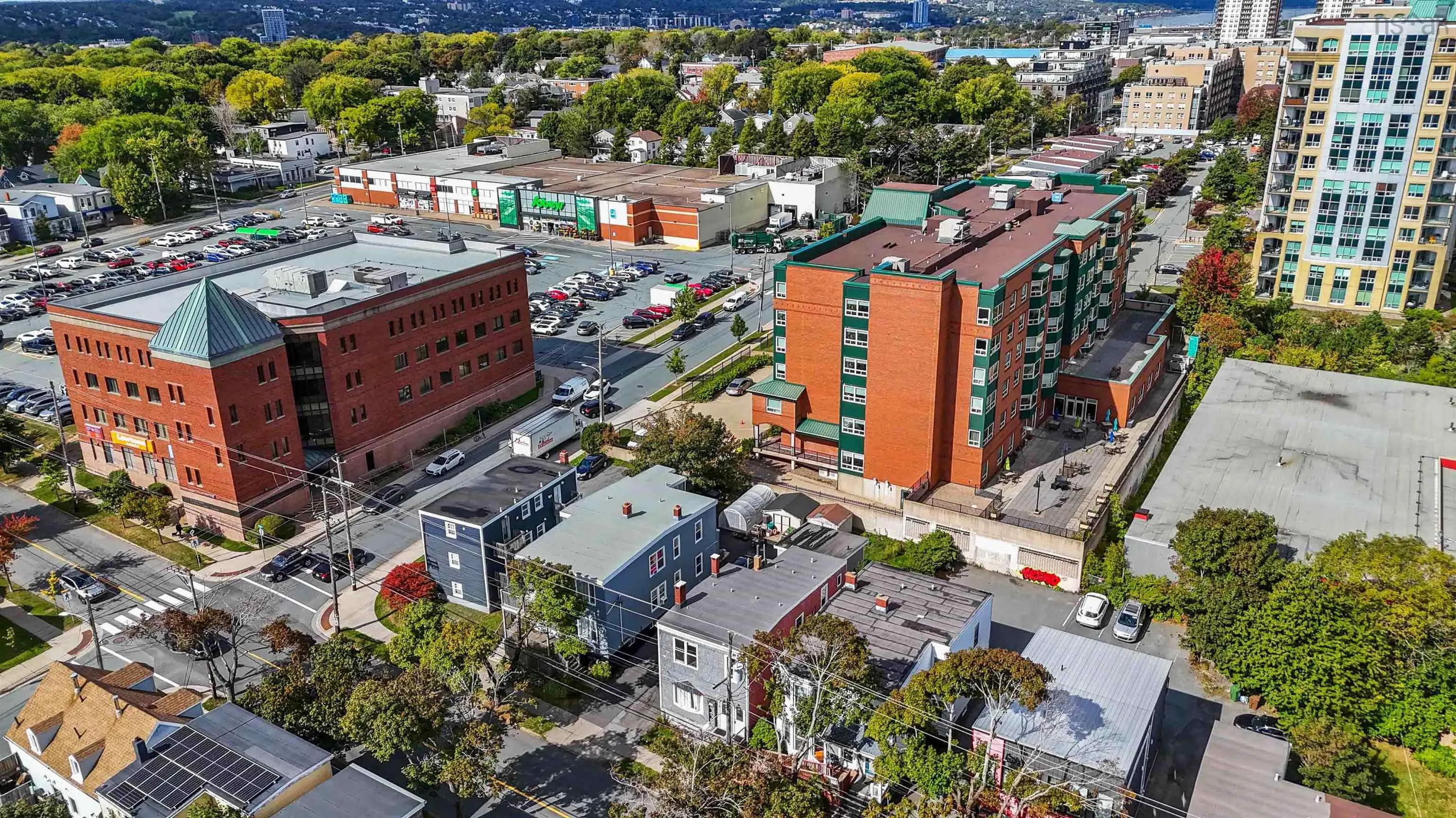 6135 North Street, Halifax, NS B3K 1P2, 3 Bedrooms Bedrooms, ,Residential Income,For Sale,North,202524637
