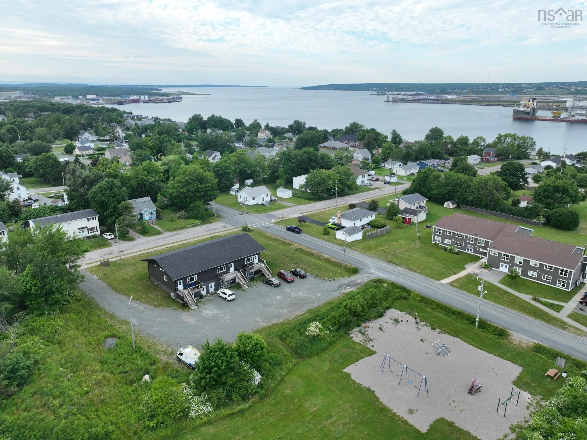 95 Sunnydale Drive, Westmount, NS B1R 1J4, 10 Bedrooms Bedrooms, ,Residential Income,For Sale,Sunnydale,202518278