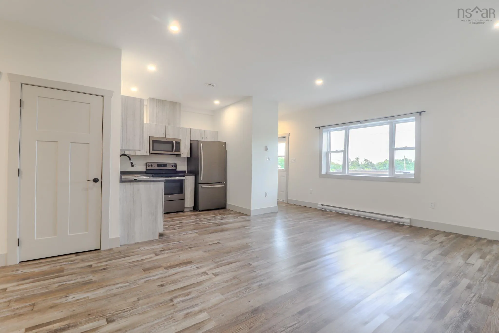 95 Sunnydale Drive, Westmount, NS B1R 1J4, 10 Bedrooms Bedrooms, ,Residential Income,For Sale,Sunnydale,202518278