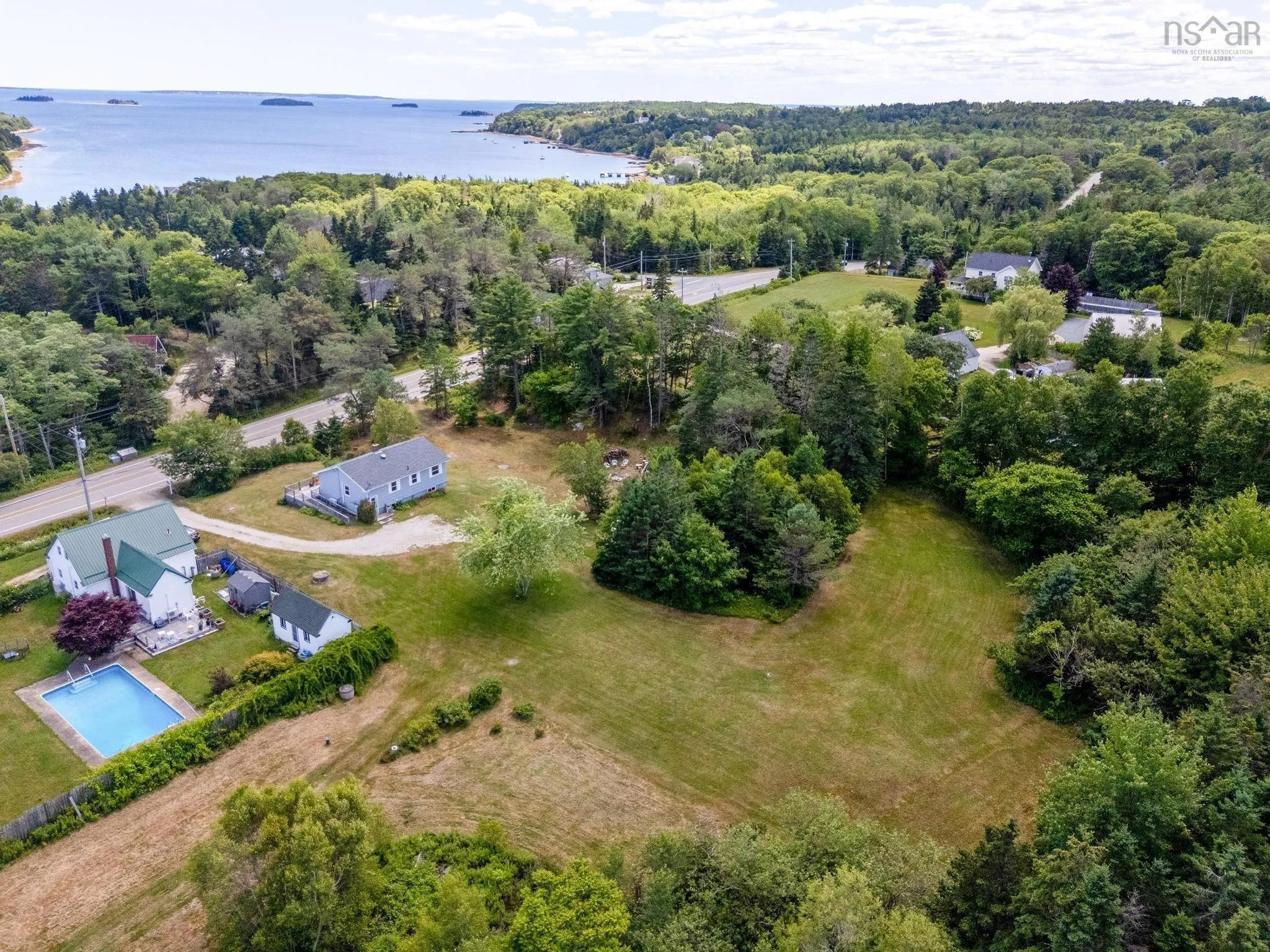 3148 Highway 3, East Chester, NS B0J 1J0, 2 Bedrooms Bedrooms, ,1 BathroomBathrooms,Residential,For Sale,Highway 3,202518606