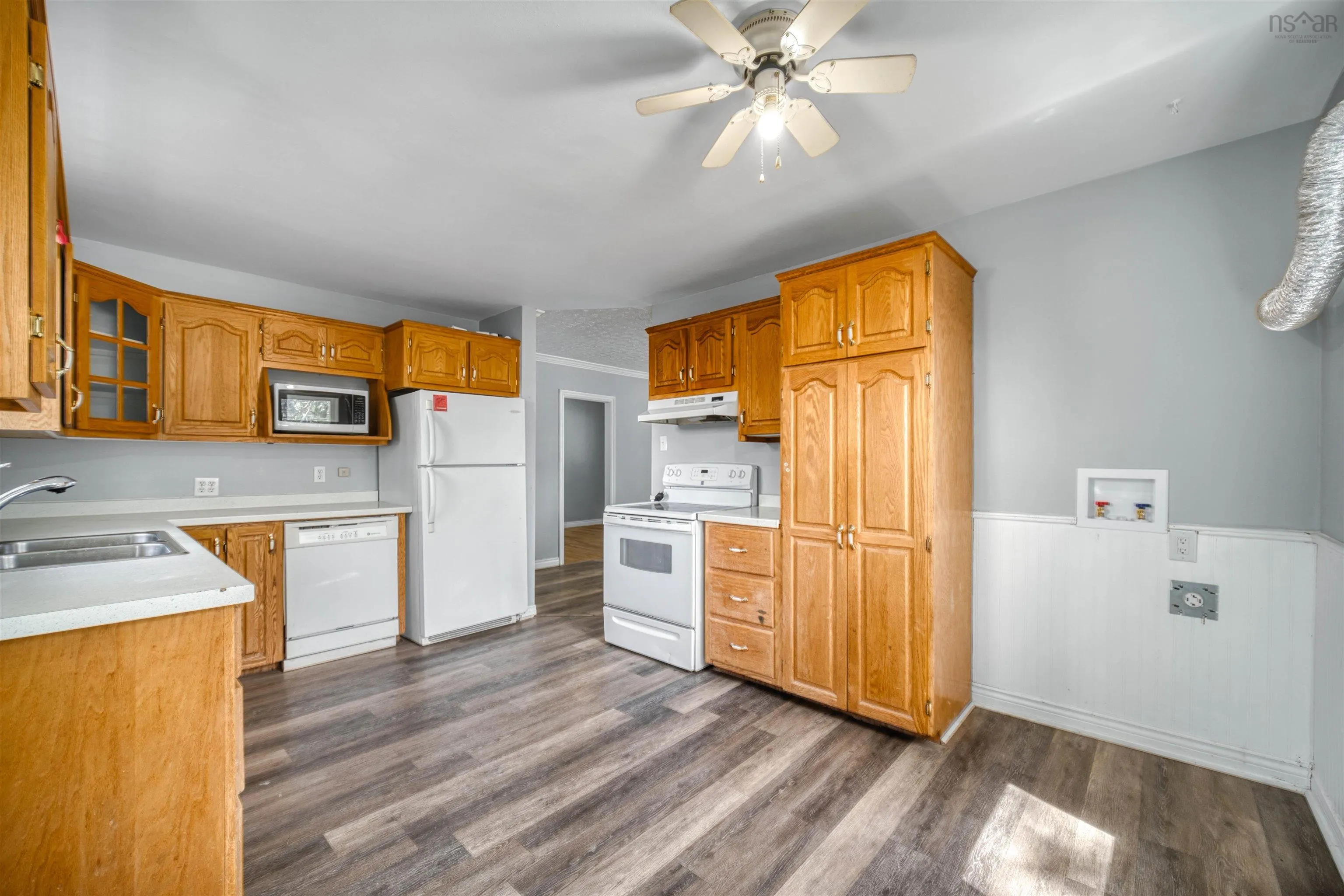 B-34 Raymond Drive, Lower Sackville, NS B4C 1H1, 5 Bedrooms Bedrooms, ,Residential Income,For Sale,Raymond,202517968