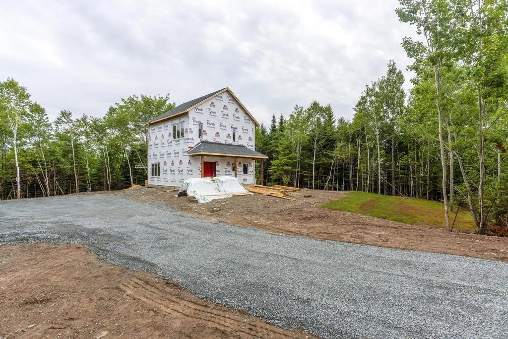 25 Jan Marie Drive, Lawrencetown, NS B2Z 1E2, 3 Bedrooms Bedrooms, ,2 BathroomsBathrooms,Residential,For Sale,Jan Marie,202519676
