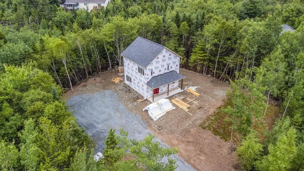 25 Jan Marie Drive, Lawrencetown, NS B2Z 1E2, 3 Bedrooms Bedrooms, ,2 BathroomsBathrooms,Residential,For Sale,Jan Marie,202519676