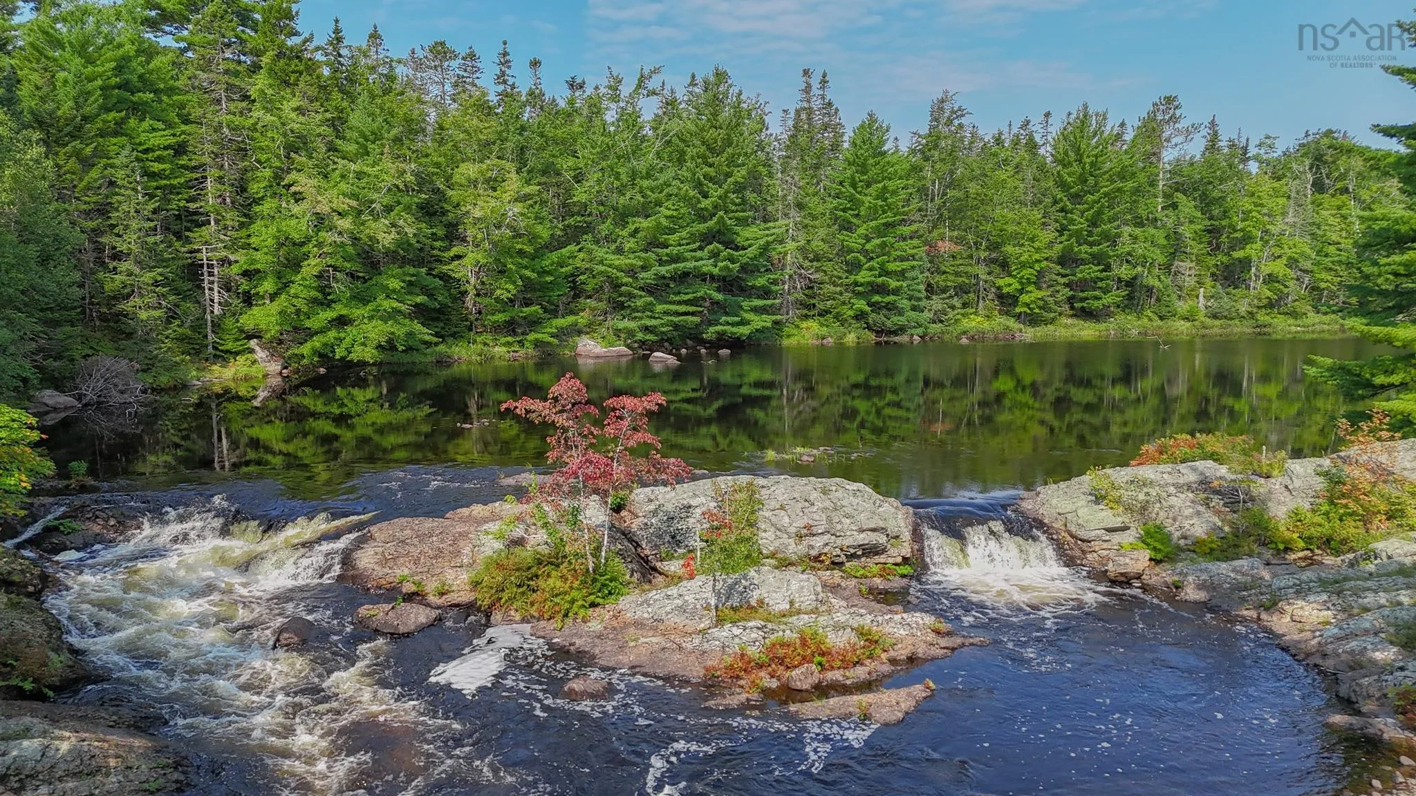 1591 Newburne Road, Newburne, NS B0R 1A0, 4 Bedrooms Bedrooms, ,4 BathroomsBathrooms,Residential,For Sale,Newburne,202513241